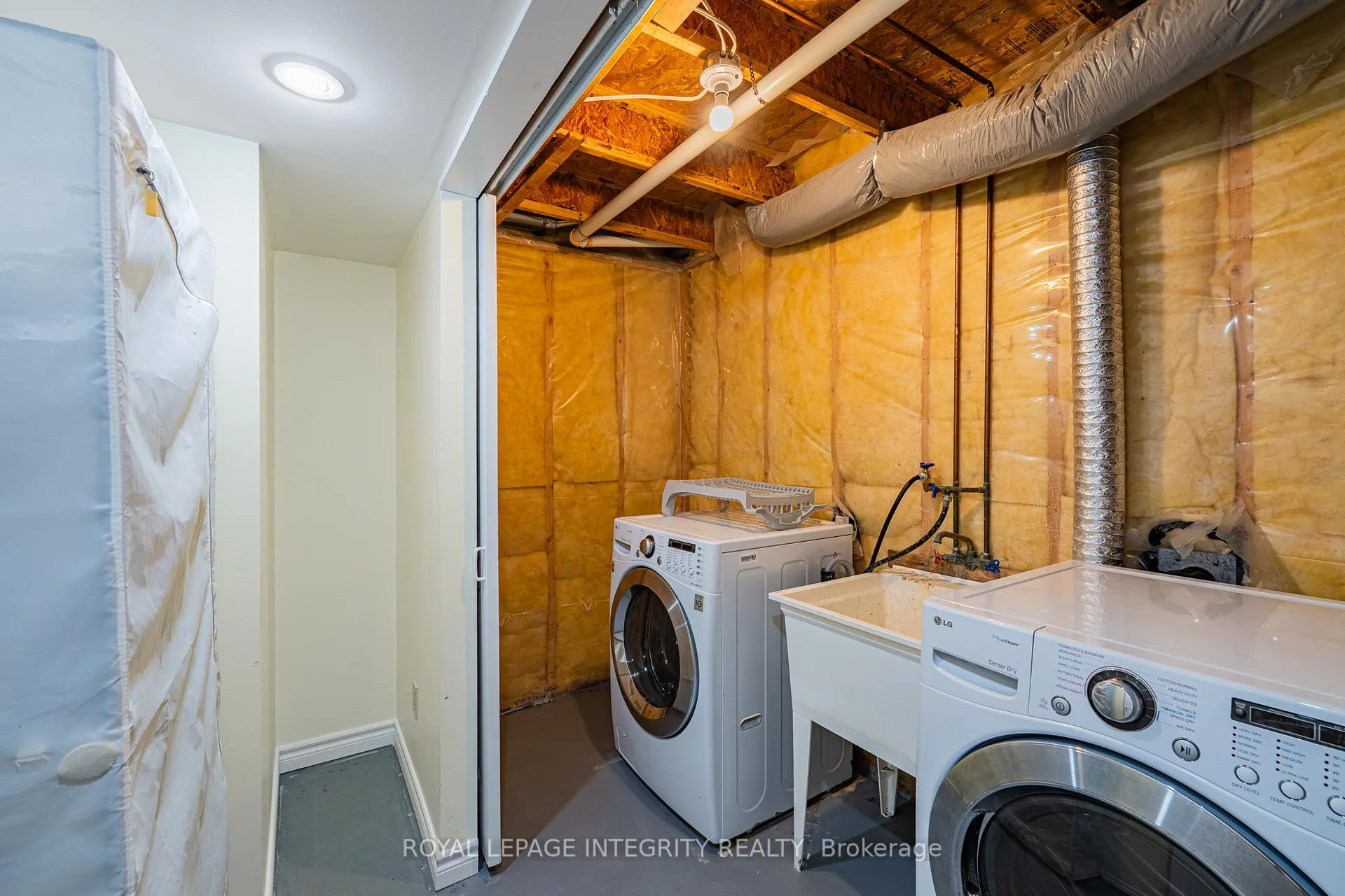 Photo 35 of 21 Queensbury Drive, Ottawa, Barrhaven - Longfields — HOMEH