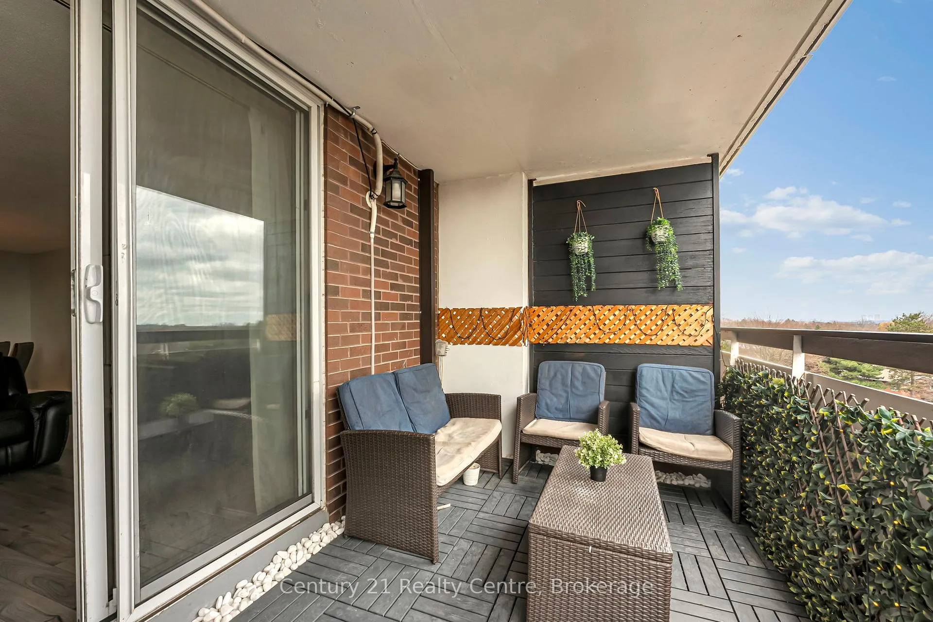 Photo 13 of Unit 509, 1 Royal Orchard Boulevard, Markham, Royal Orchard — HOMEH
