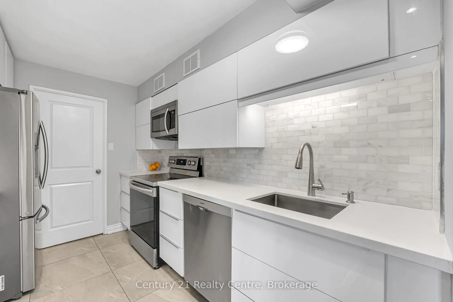 Photo 15 of Unit 509, 1 Royal Orchard Boulevard, Markham, Royal Orchard — HOMEH