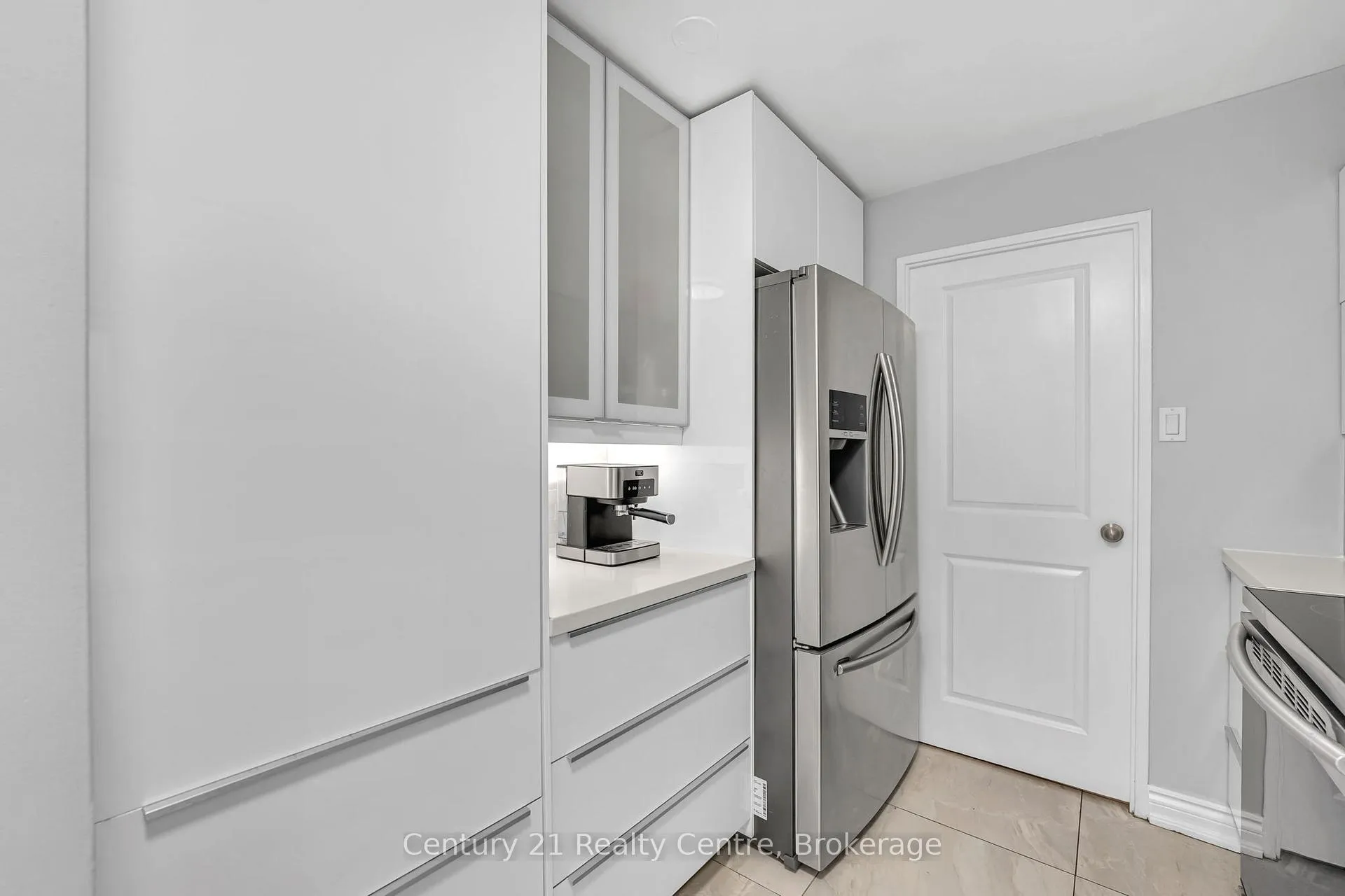 Photo 16 of Unit 509, 1 Royal Orchard Boulevard, Markham, Royal Orchard — HOMEH