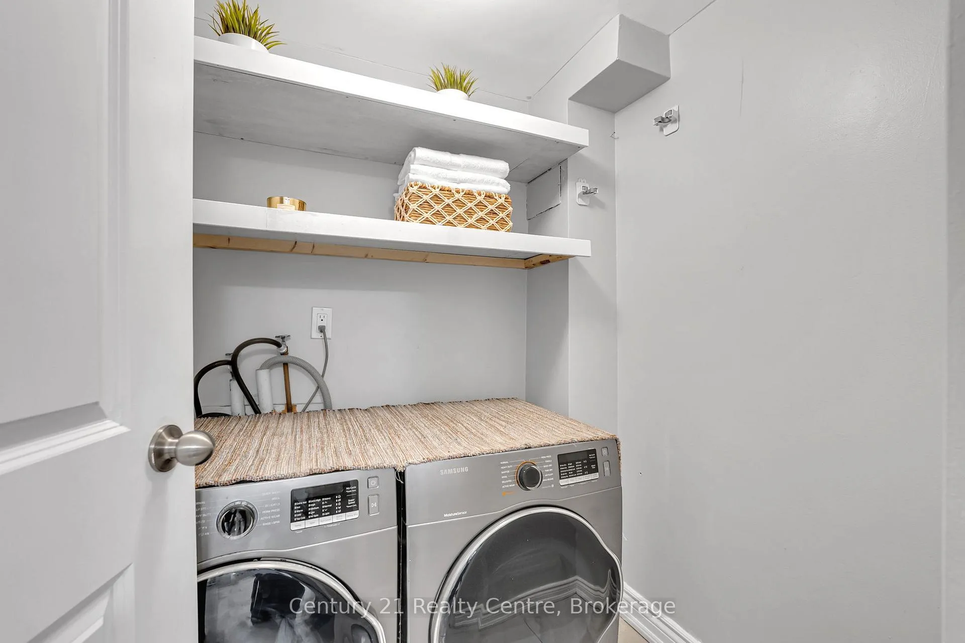 Photo 18 of Unit 509, 1 Royal Orchard Boulevard, Markham, Royal Orchard — HOMEH