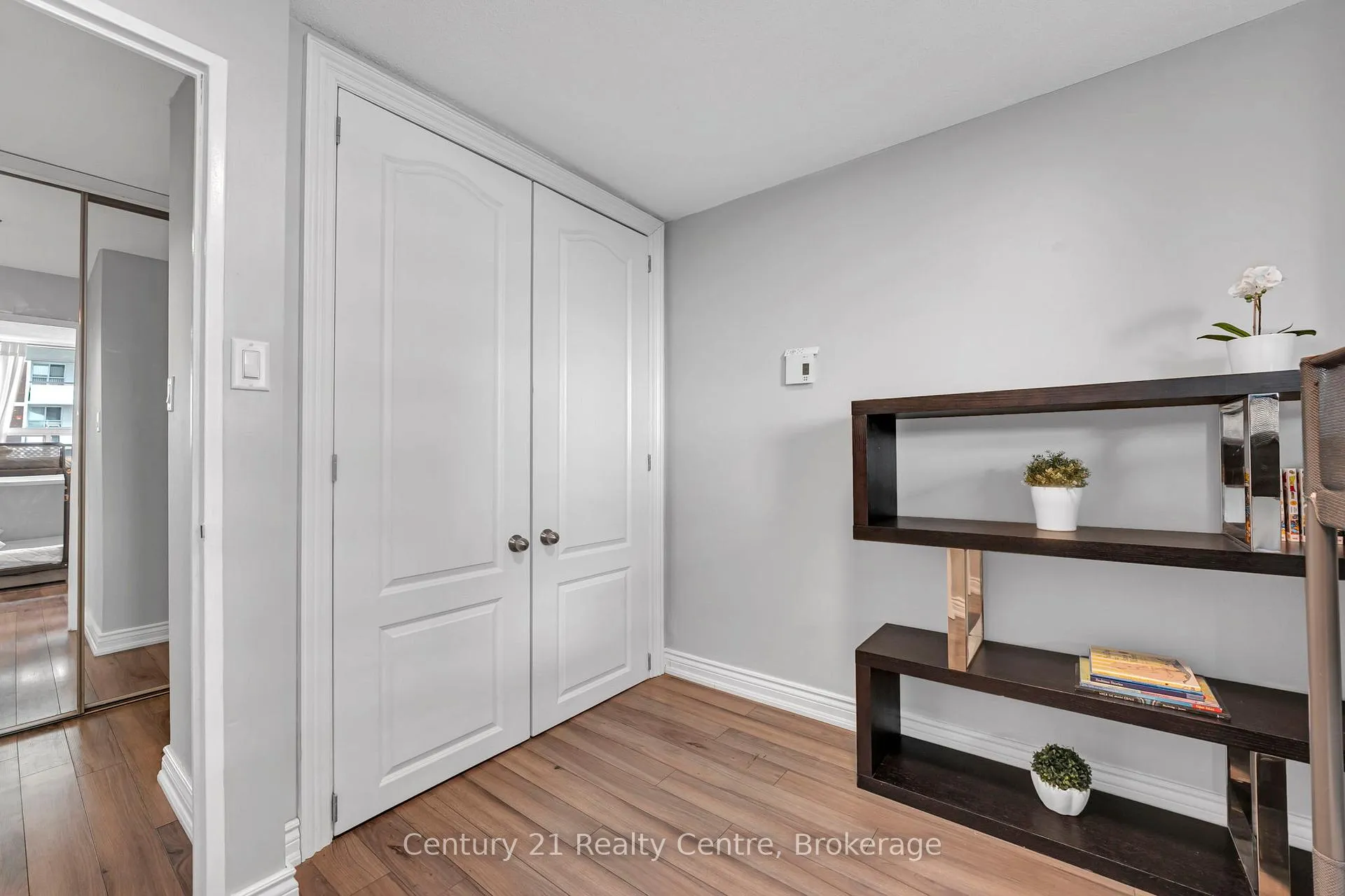 Photo 30 of Unit 509, 1 Royal Orchard Boulevard, Markham, Royal Orchard — HOMEH
