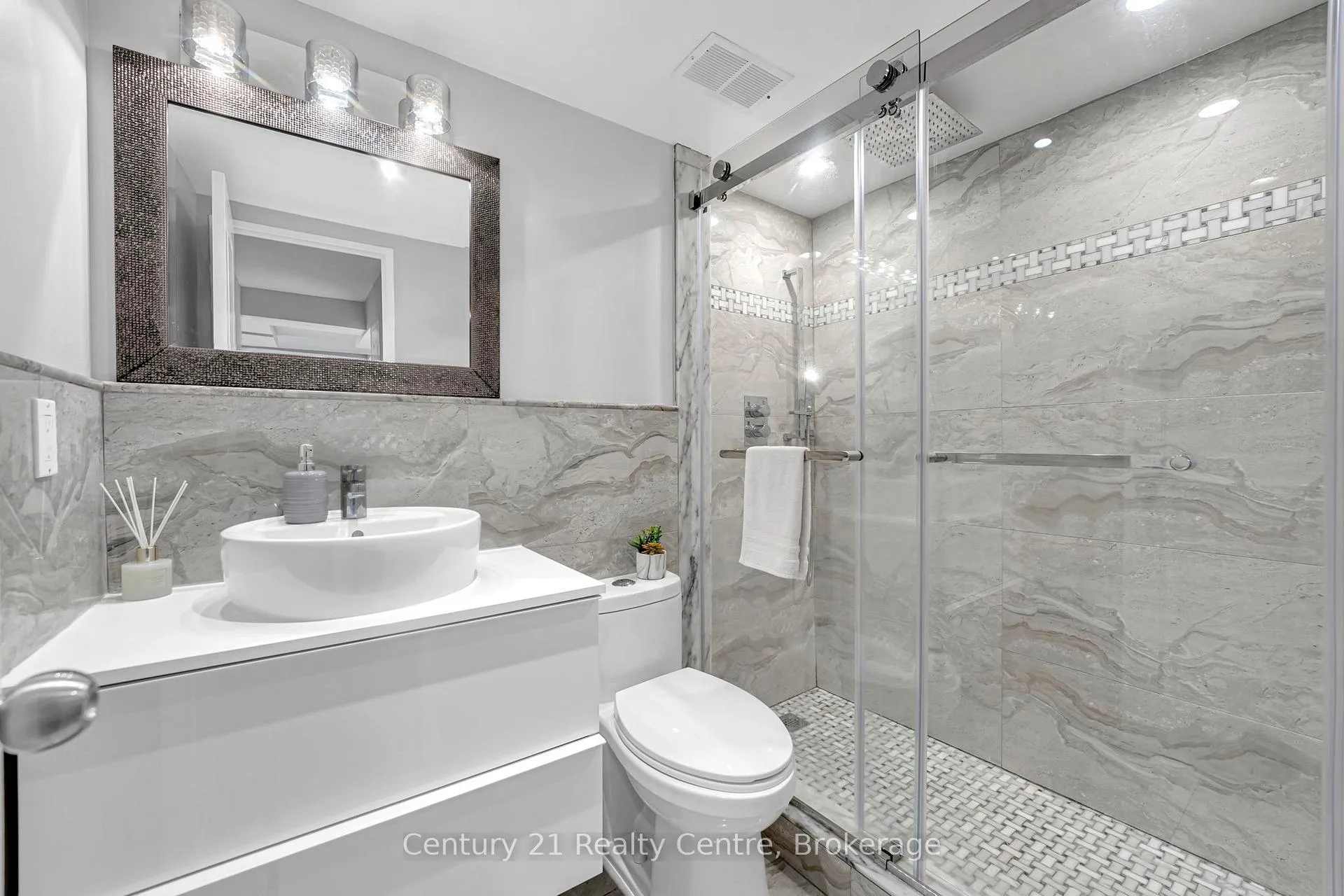 Photo 32 of Unit 509, 1 Royal Orchard Boulevard, Markham, Royal Orchard — HOMEH