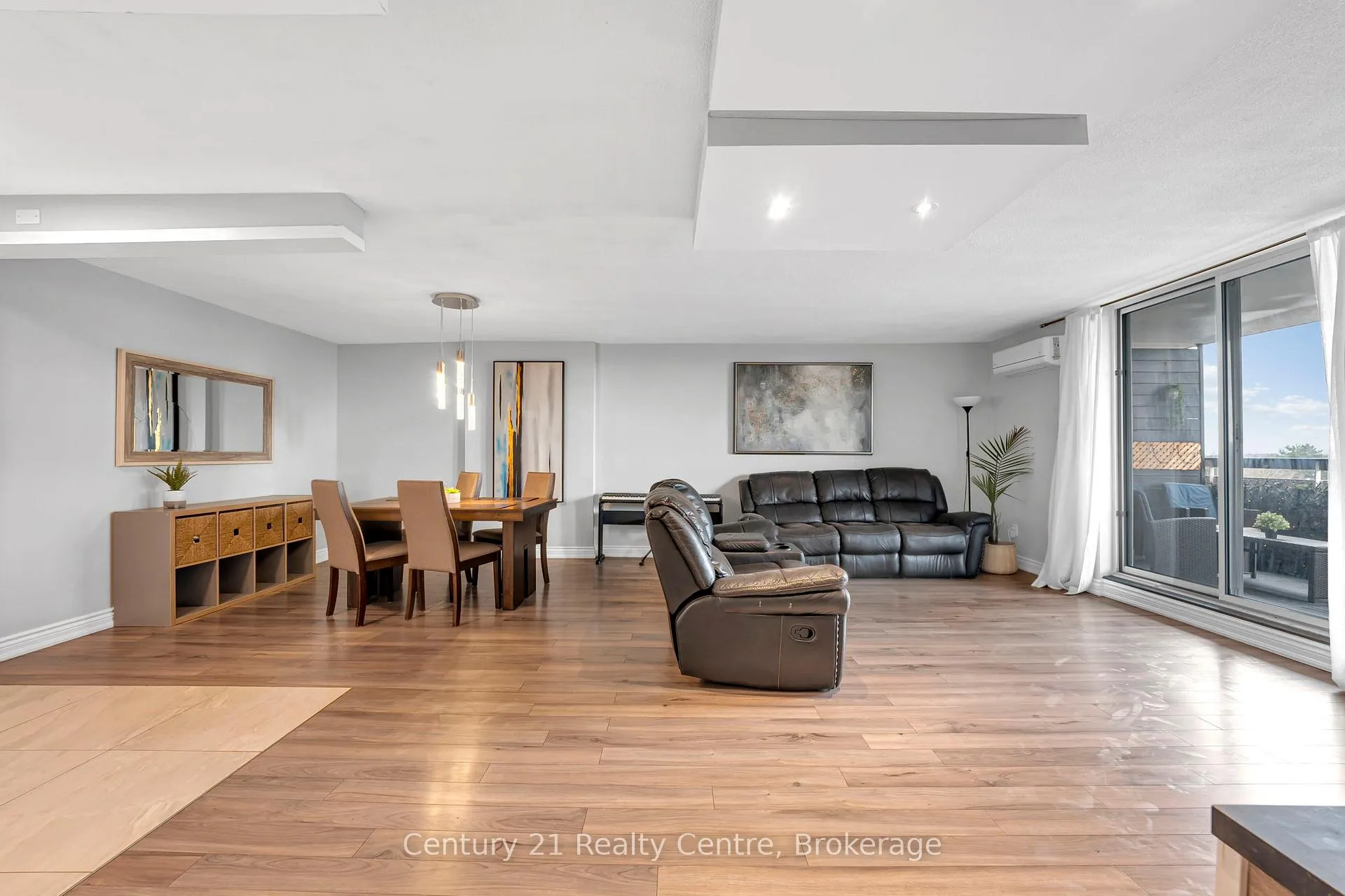 Photo 34 of Unit 509, 1 Royal Orchard Boulevard, Markham, Royal Orchard — HOMEH