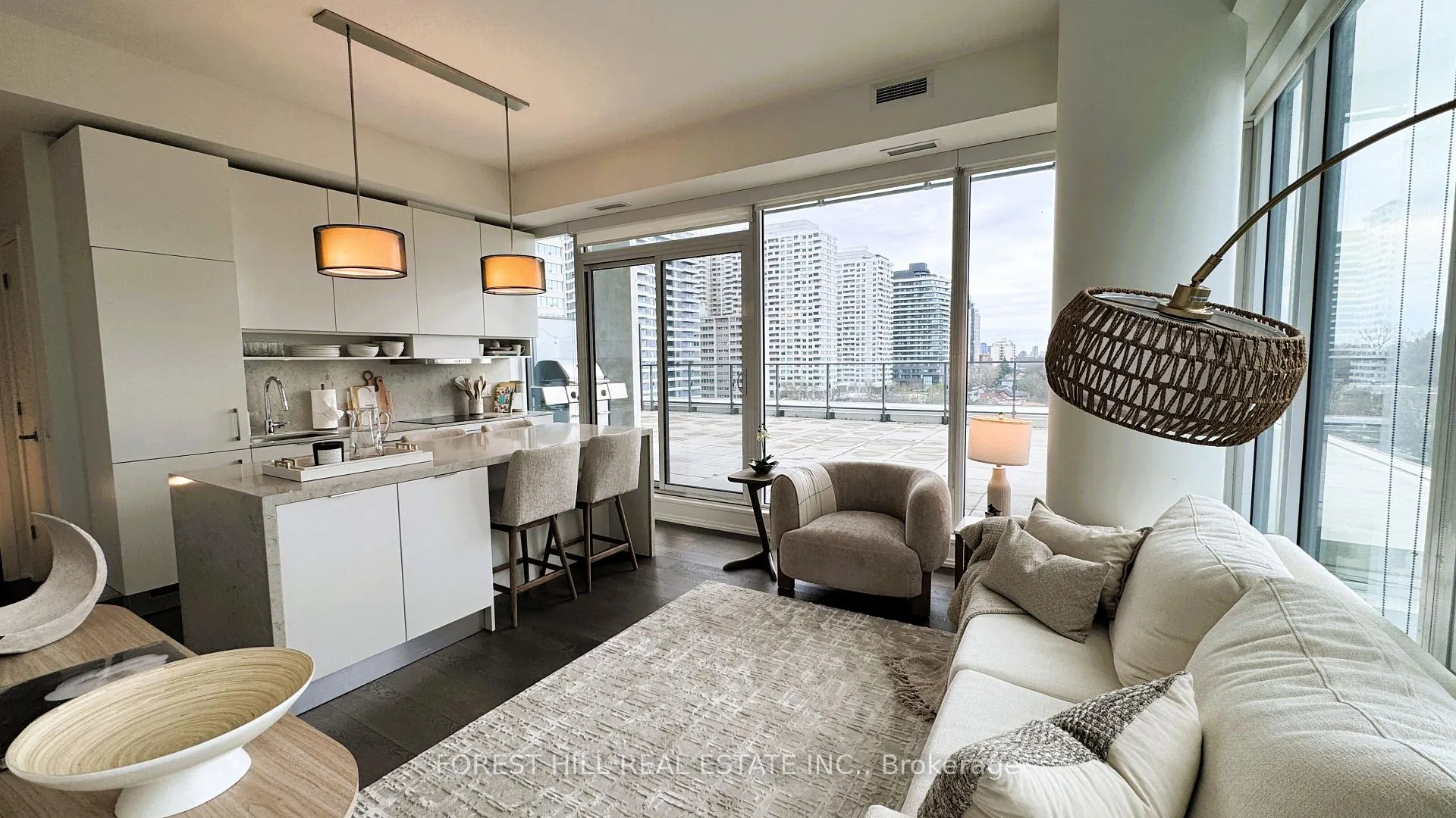 Photo 6 of Unit 1004, 5 Soudan Avenue, Toronto, Mount Pleasant West — HOMEH