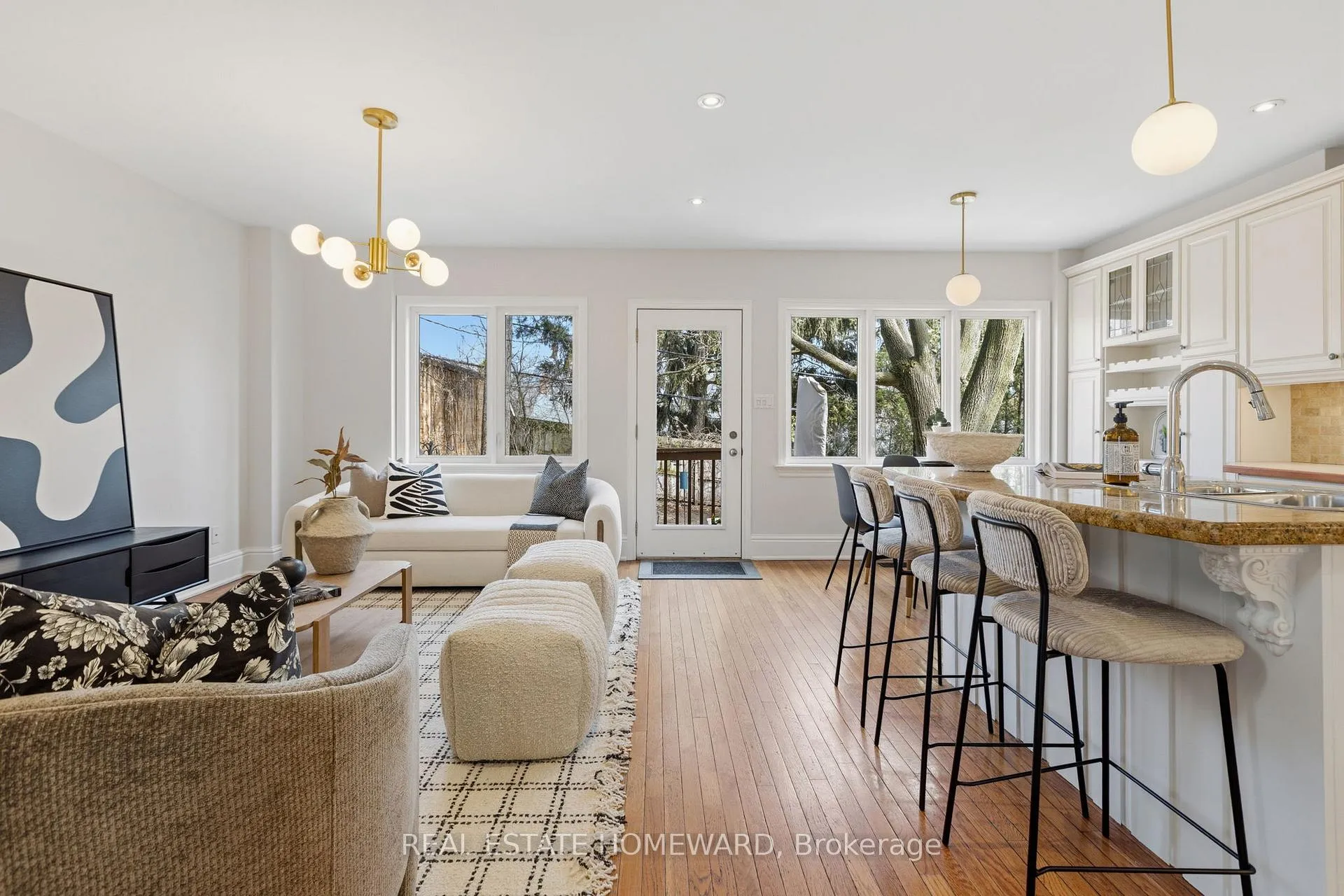 Photo 10 of 57 Fallingbrook Road, Scarborough, Birchcliffe-Cliffside — HOMEH