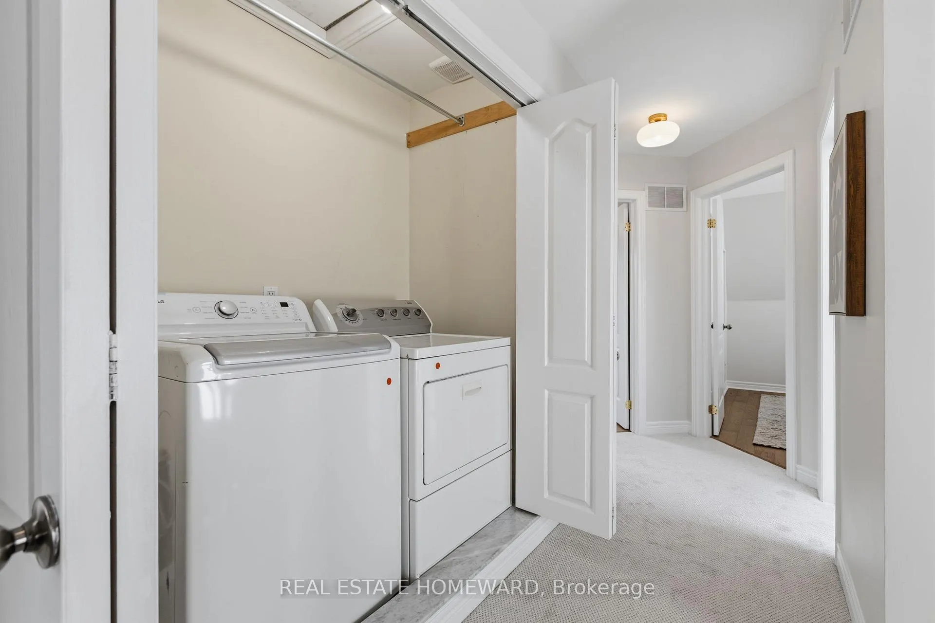 Photo 17 of 57 Fallingbrook Road, Scarborough, Birchcliffe-Cliffside — HOMEH