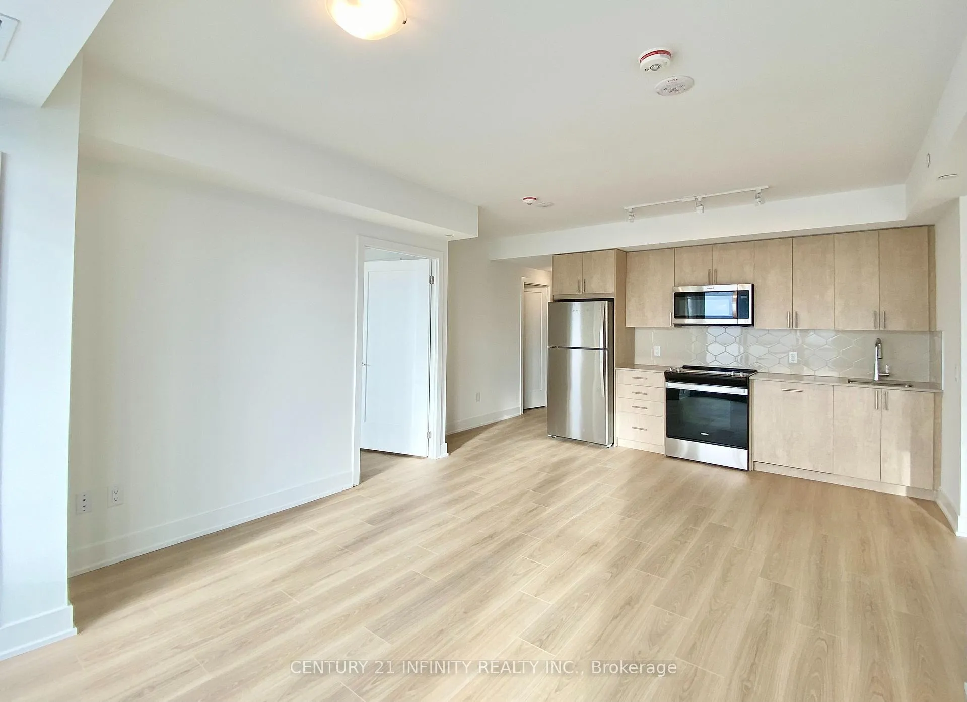Photo 15 of Unit 2006, 2545 Simcoe Street N, Oshawa, Windfields — HOMEH