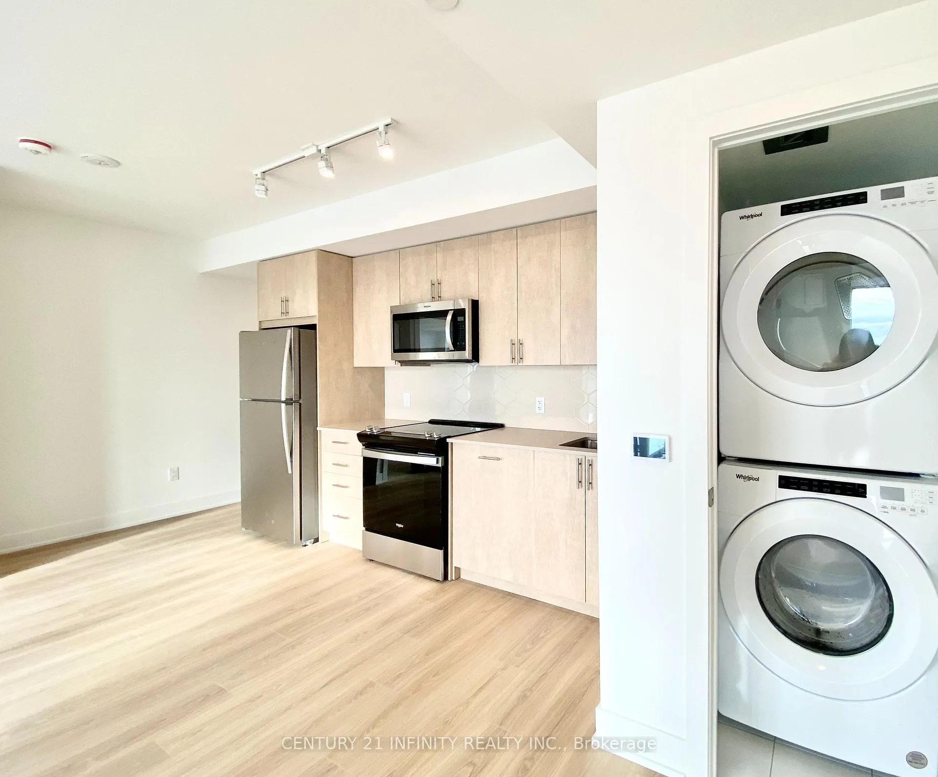 Photo 18 of Unit 2006, 2545 Simcoe Street N, Oshawa, Windfields — HOMEH
