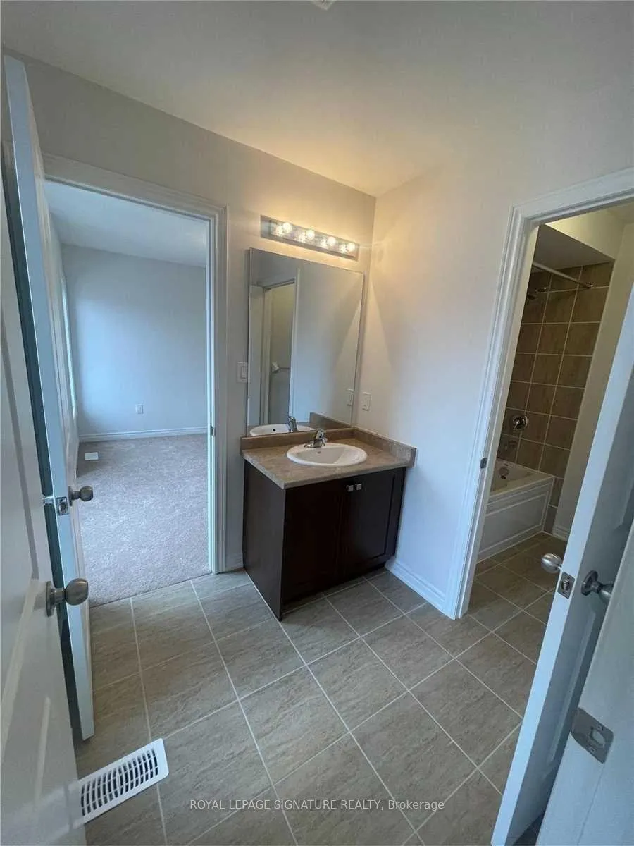 Photo 23 of 404 Blackcherry Crescent, Shelburne — HOMEH
