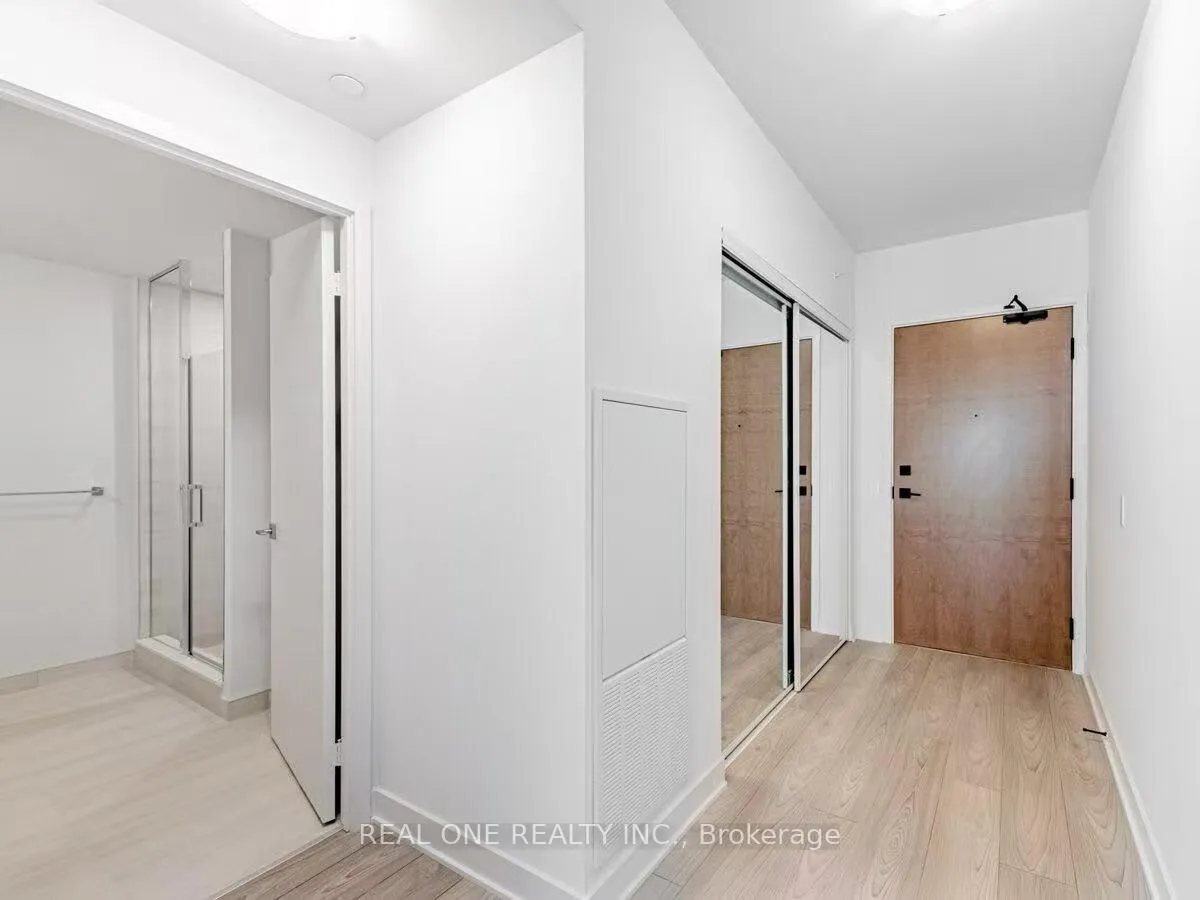 Photo 10 of Unit 2807, 2920 Hwy 7, Vaughan, Vaughan Corporate Centre — HOMEH