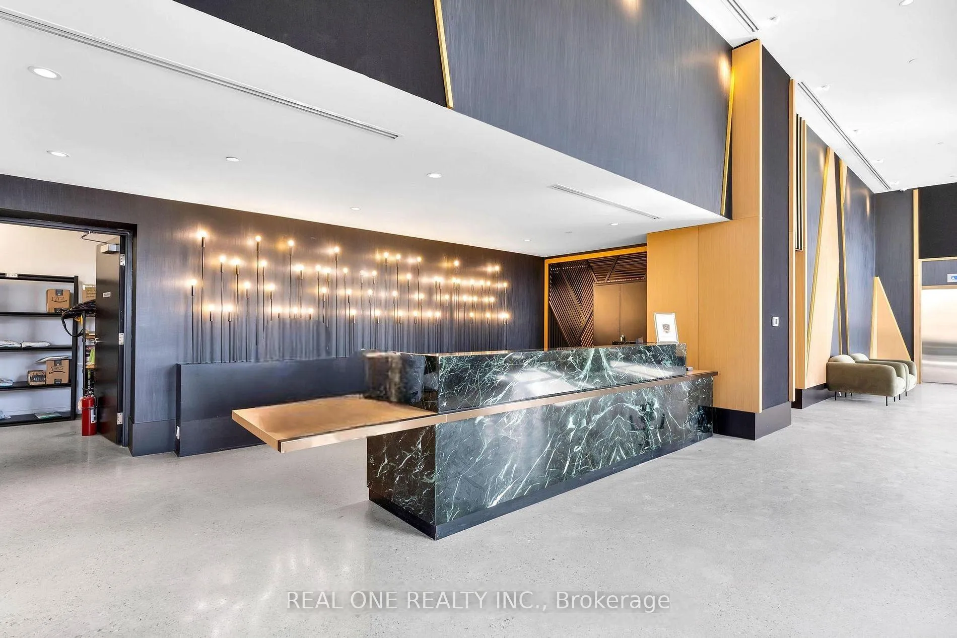 Photo 14 of Unit 2807, 2920 Hwy 7, Vaughan, Vaughan Corporate Centre — HOMEH
