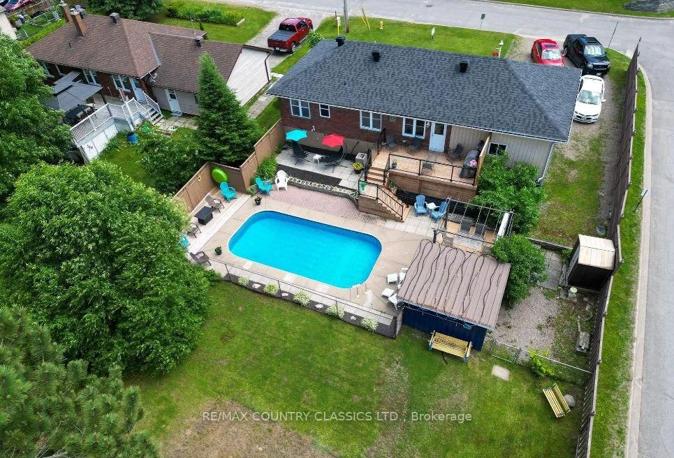 Photo 2 of 99 Maple Street, Bancroft, Bancroft Ward — HOMEH