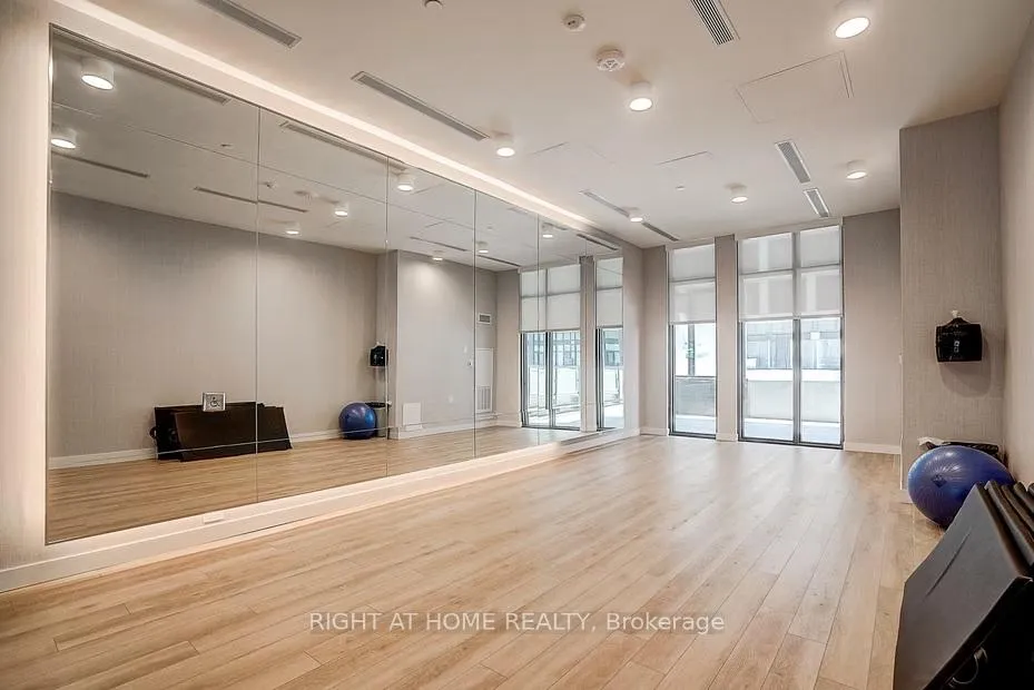 Photo 8 of Unit 2821, 135 Lower Sherbourne Street, Toronto, Waterfront Communities — HOMEH