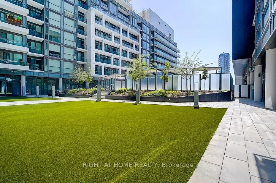 Photo 10 of Unit 2821, 135 Lower Sherbourne Street, Toronto, Waterfront Communities — HOMEH