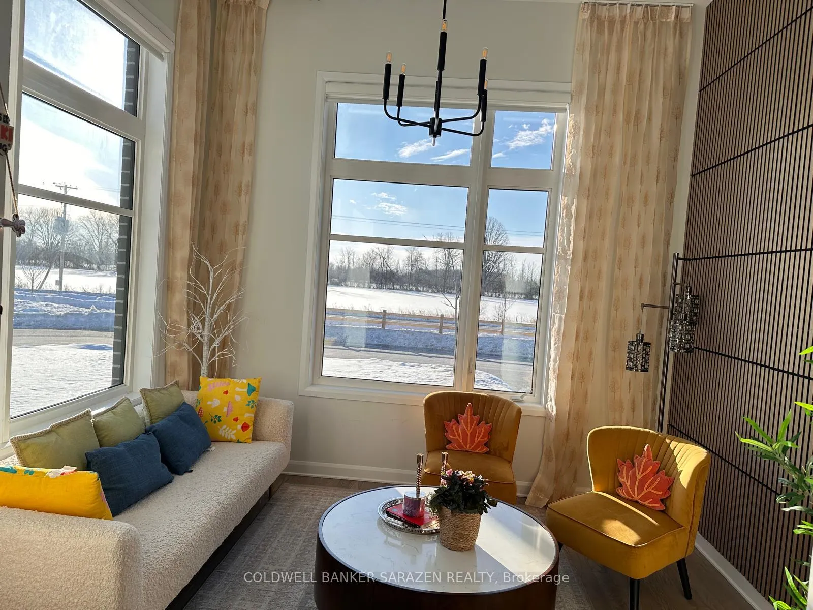Photo 6 of 523 Anchor Circle W, Ottawa, Mahogany Community — HOMEH