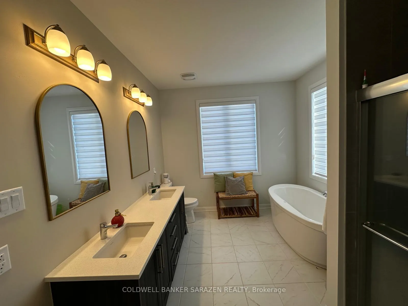 Photo 17 of 523 Anchor Circle W, Ottawa, Mahogany Community — HOMEH