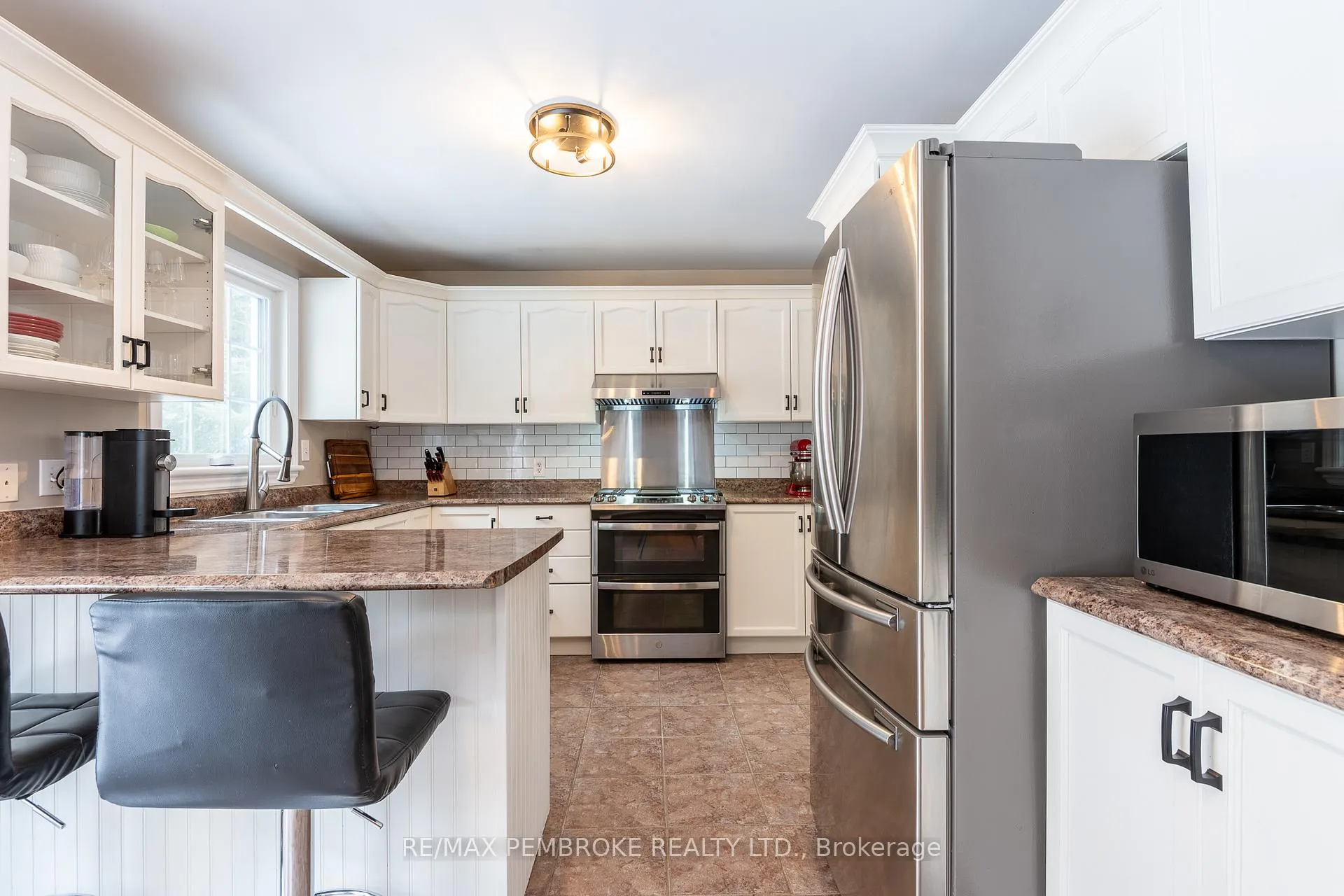 Photo 19 of 6 Steffen Street, Petawawa — HOMEH