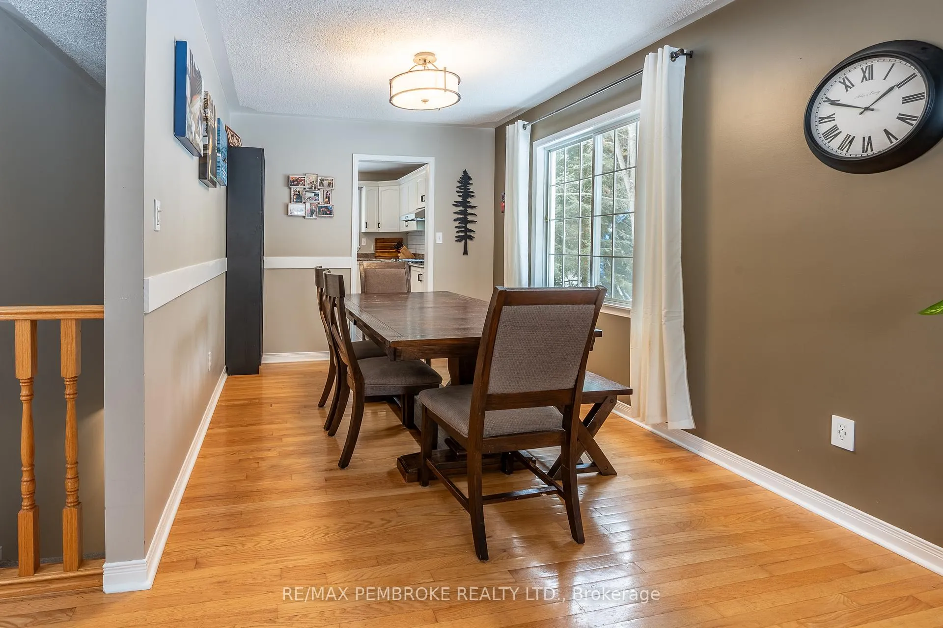 Photo 23 of 6 Steffen Street, Petawawa — HOMEH