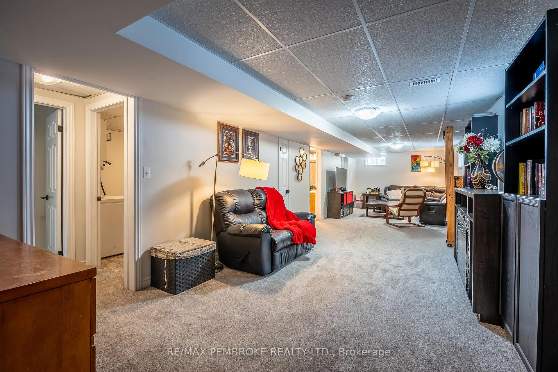 Photo 31 of 6 Steffen Street, Petawawa — HOMEH