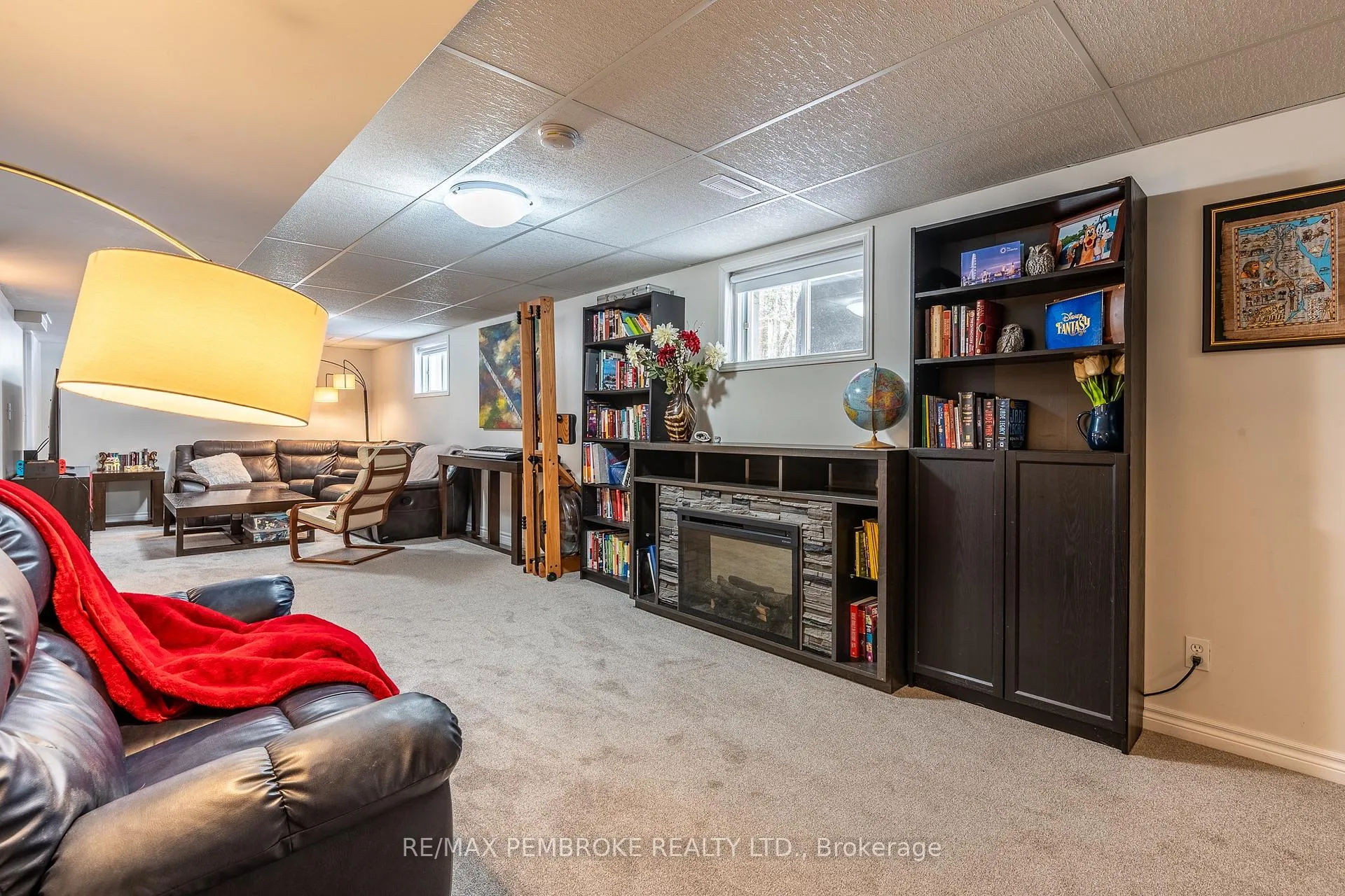 Photo 32 of 6 Steffen Street, Petawawa — HOMEH
