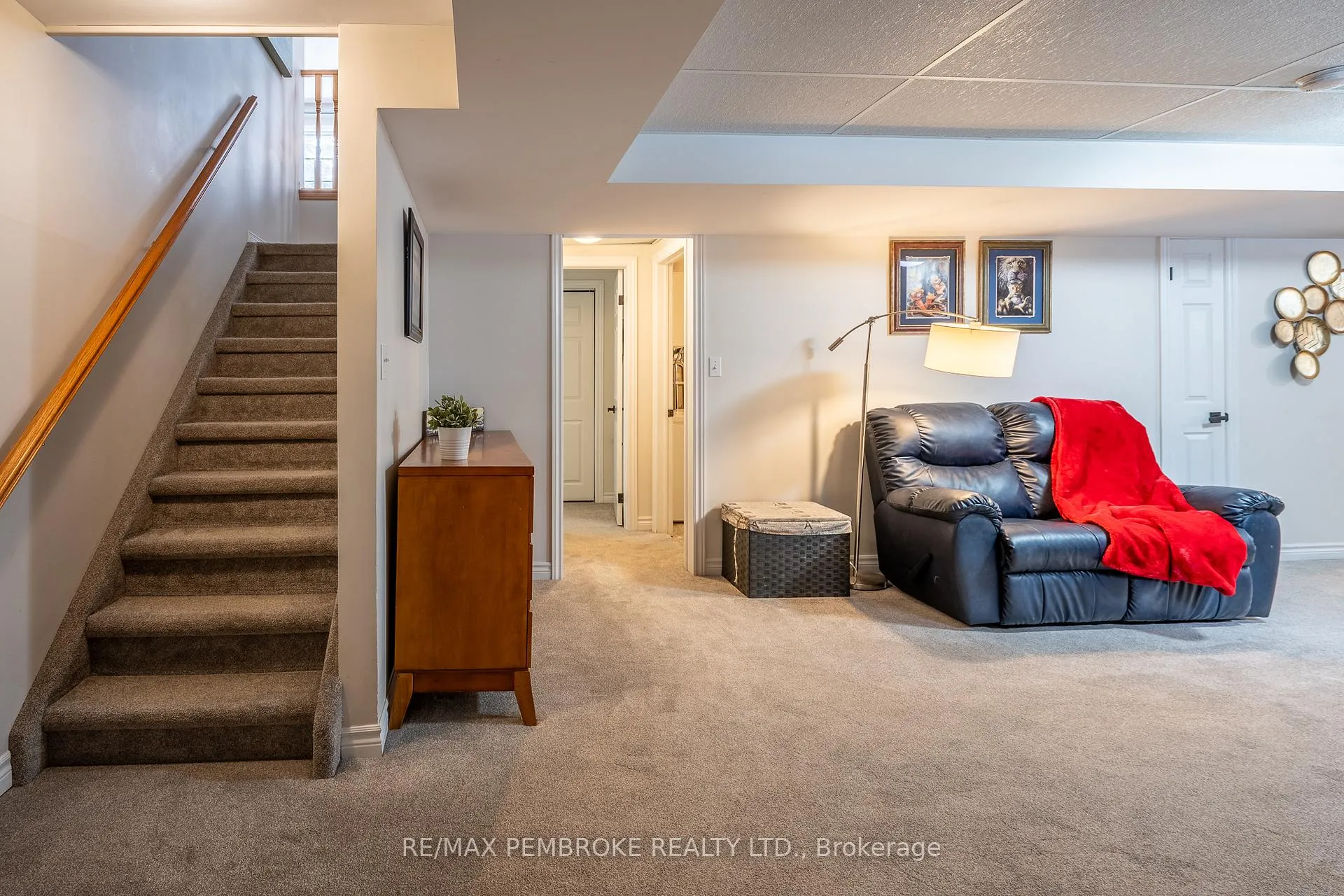 Photo 37 of 6 Steffen Street, Petawawa — HOMEH