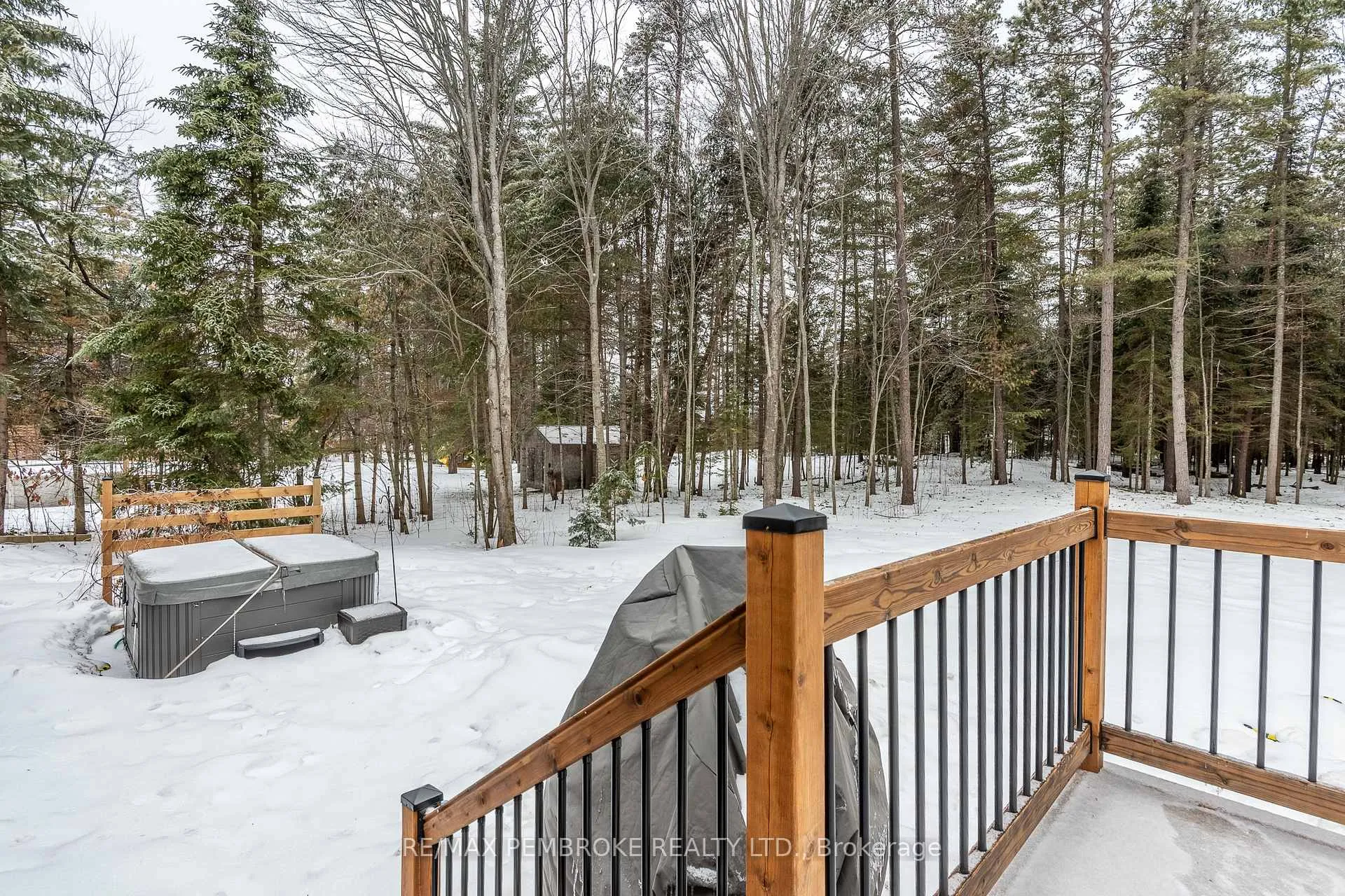 Photo 43 of 6 Steffen Street, Petawawa — HOMEH