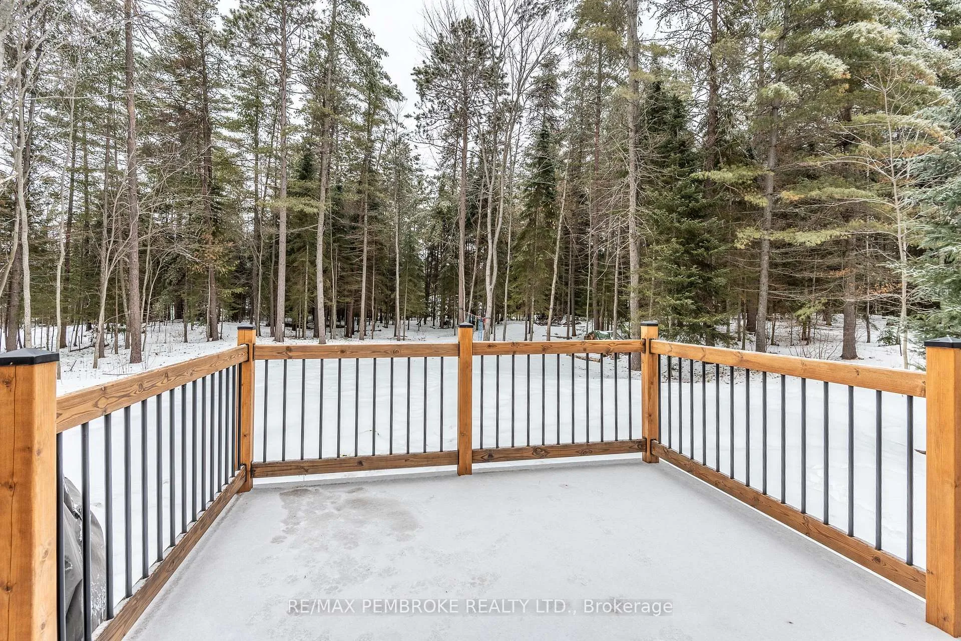Photo 44 of 6 Steffen Street, Petawawa — HOMEH