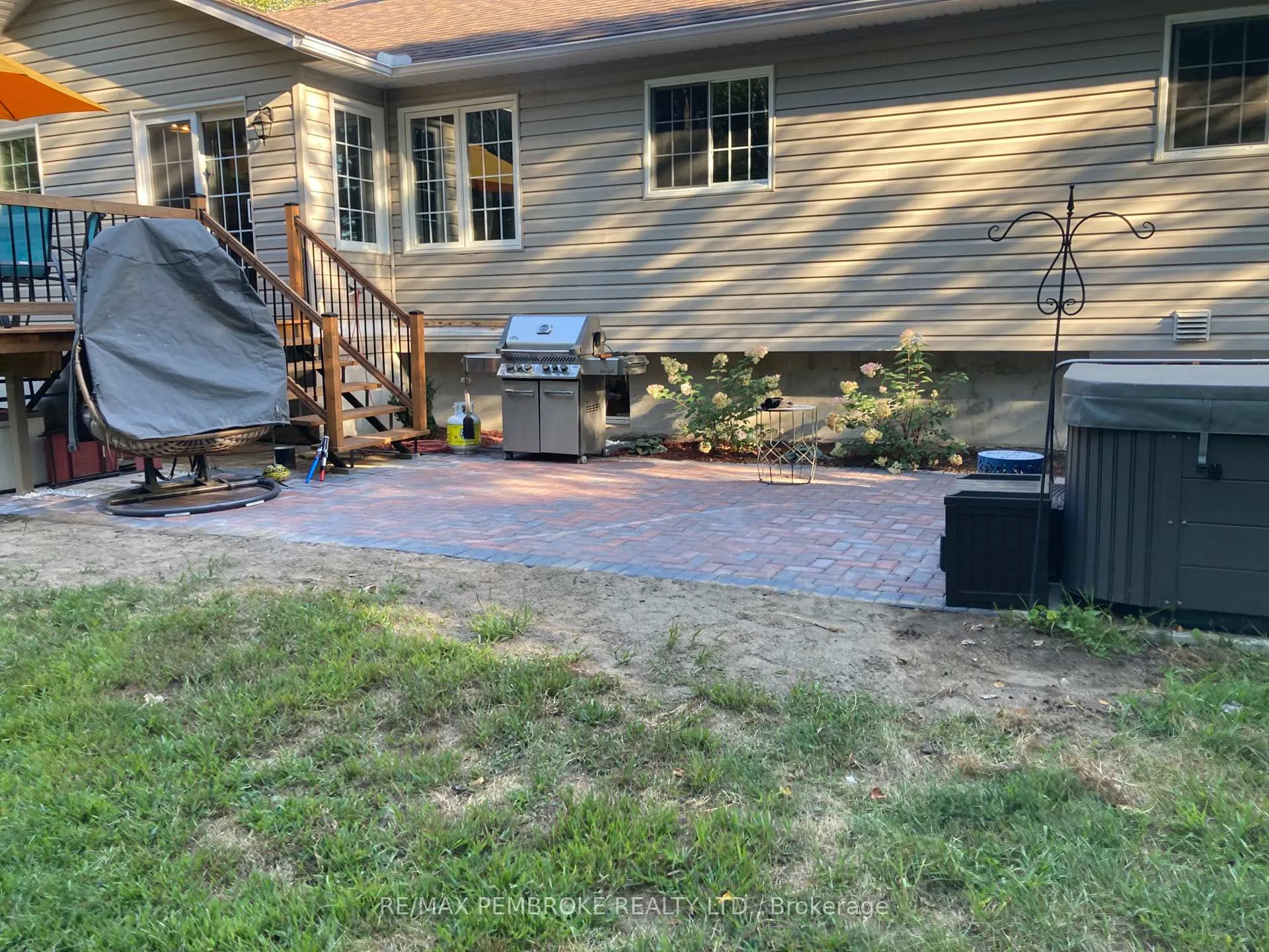 Photo 49 of 6 Steffen Street, Petawawa — HOMEH