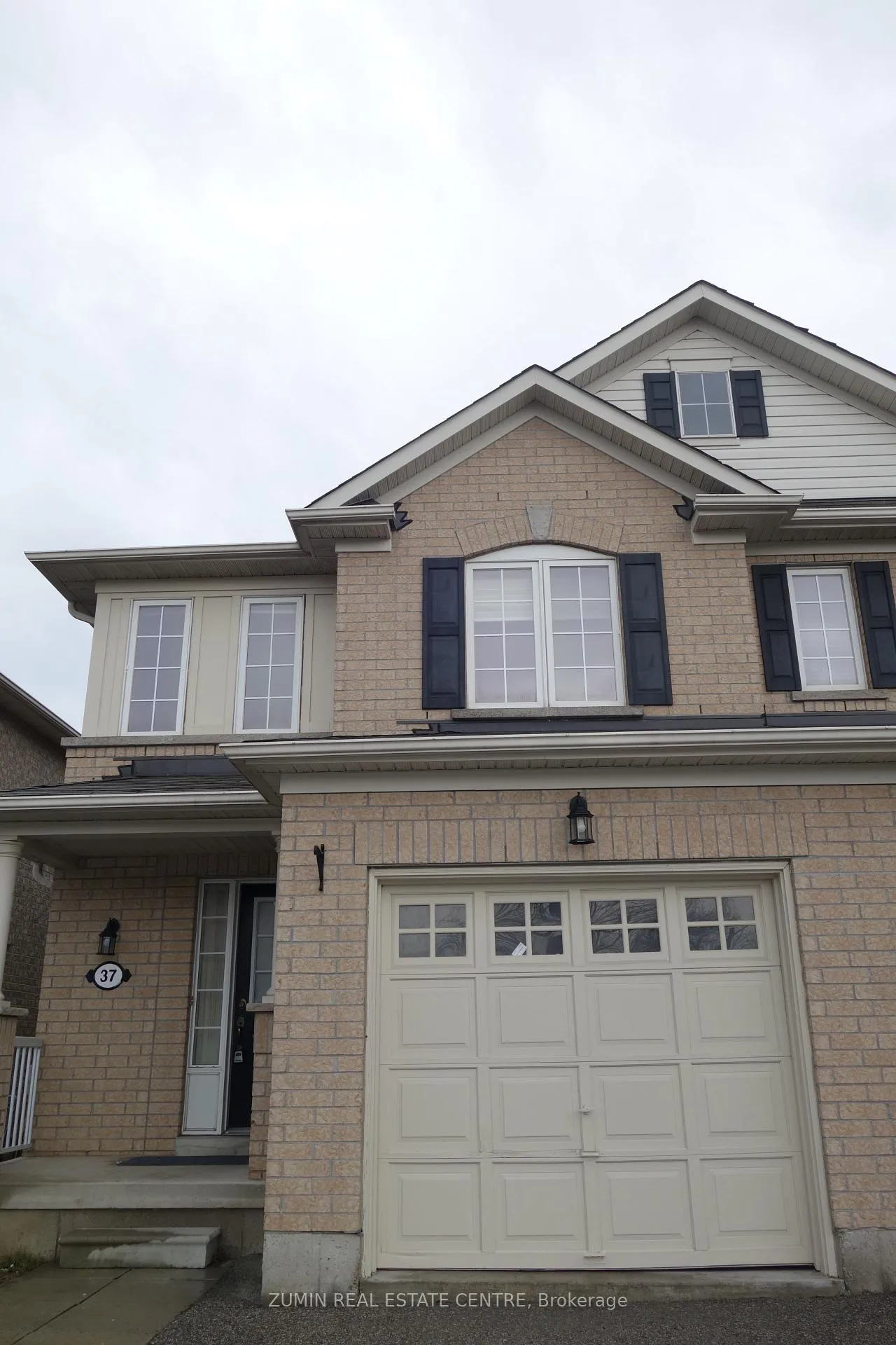 Photo 1 of 37 Kintyre Street, Brampton, Heart Lake West — HOMEH