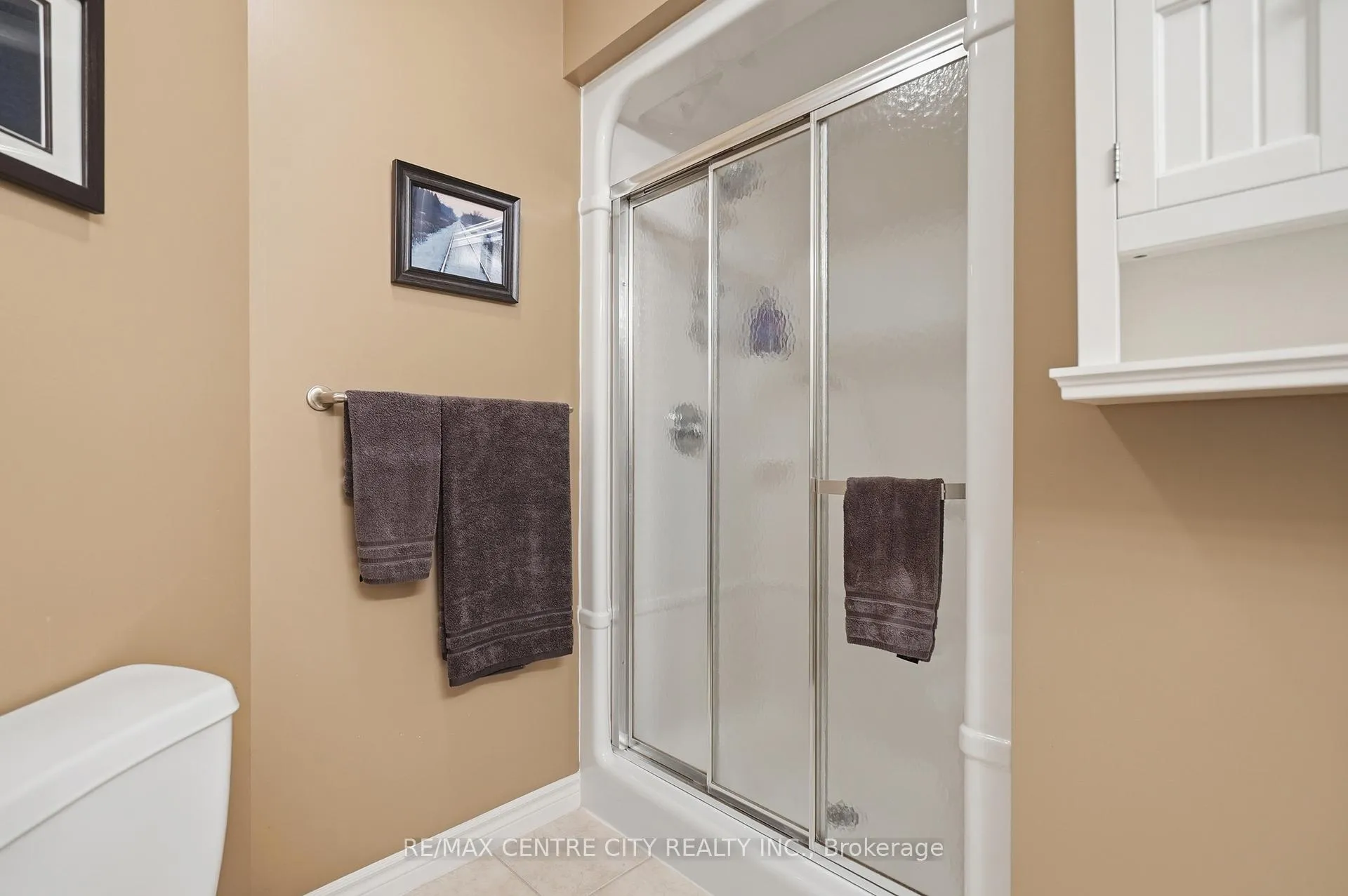 Photo 20 of Unit 21, 121 Meadowcreek Drive, Middlesex Centre, Ilderton — HOMEH