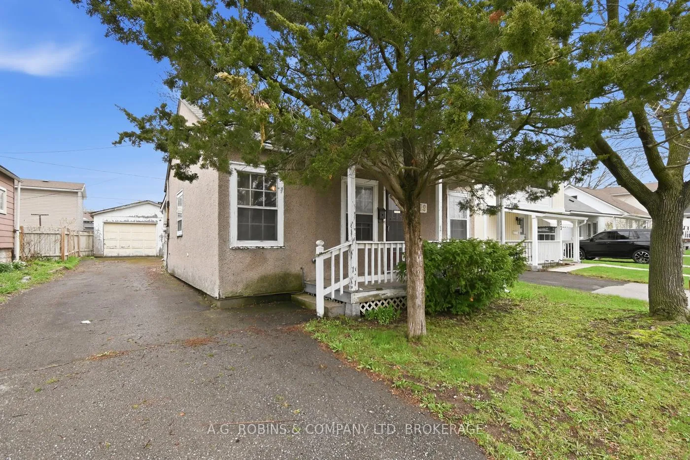 Photo 2 of 29 Mcnaughton Road, Welland, Lincoln/Crowland — HOMEH
