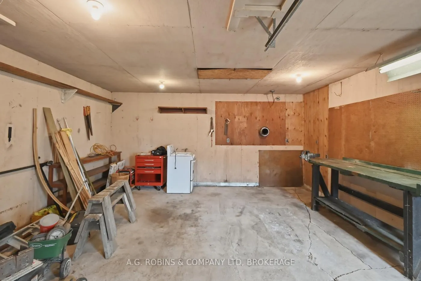 Photo 27 of 29 Mcnaughton Road, Welland, Lincoln/Crowland — HOMEH