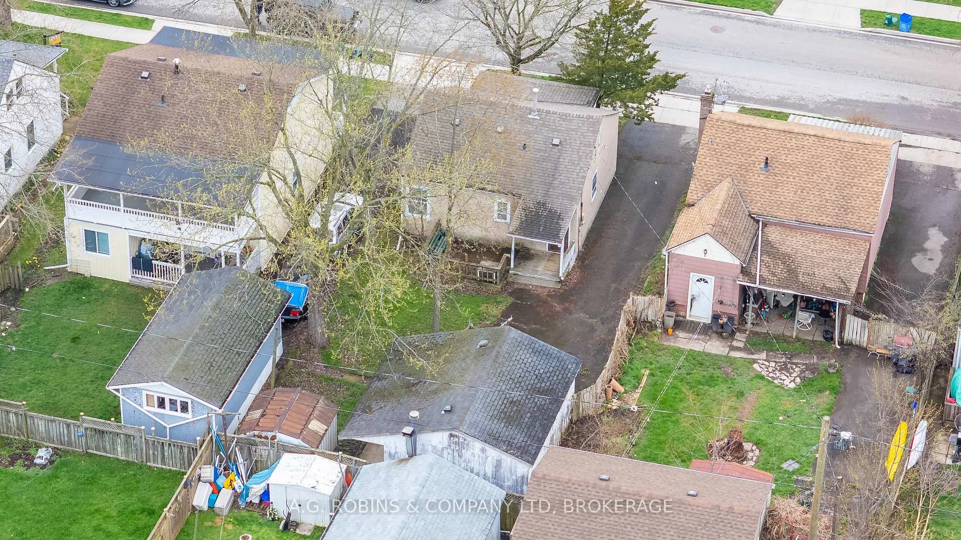 Photo 32 of 29 Mcnaughton Road, Welland, Lincoln/Crowland — HOMEH