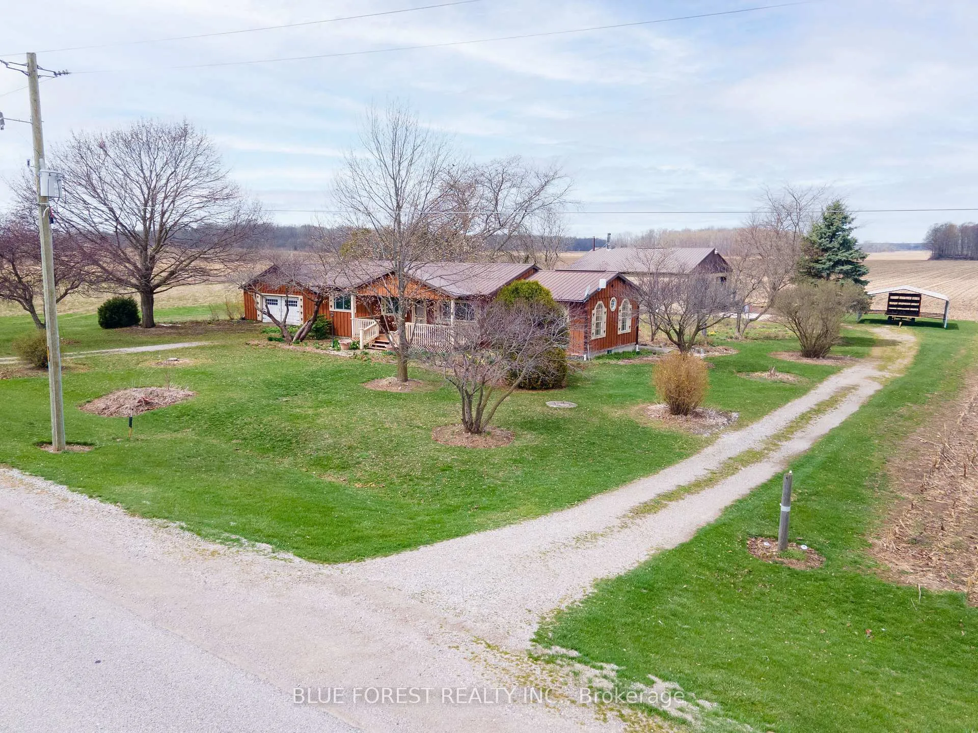 Photo 1 of 21698 Johnston Line, West Elgin, Rural West Elgin — HOMEH