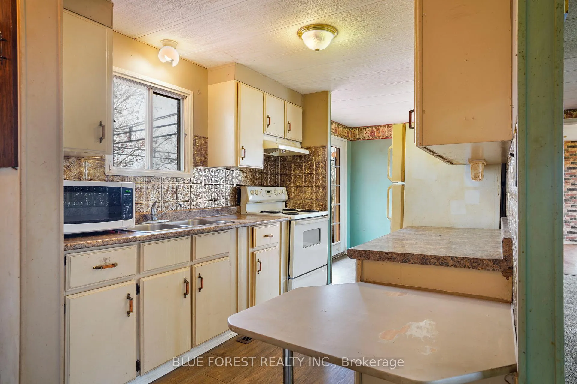 Photo 19 of 21698 Johnston Line, West Elgin, Rural West Elgin — HOMEH