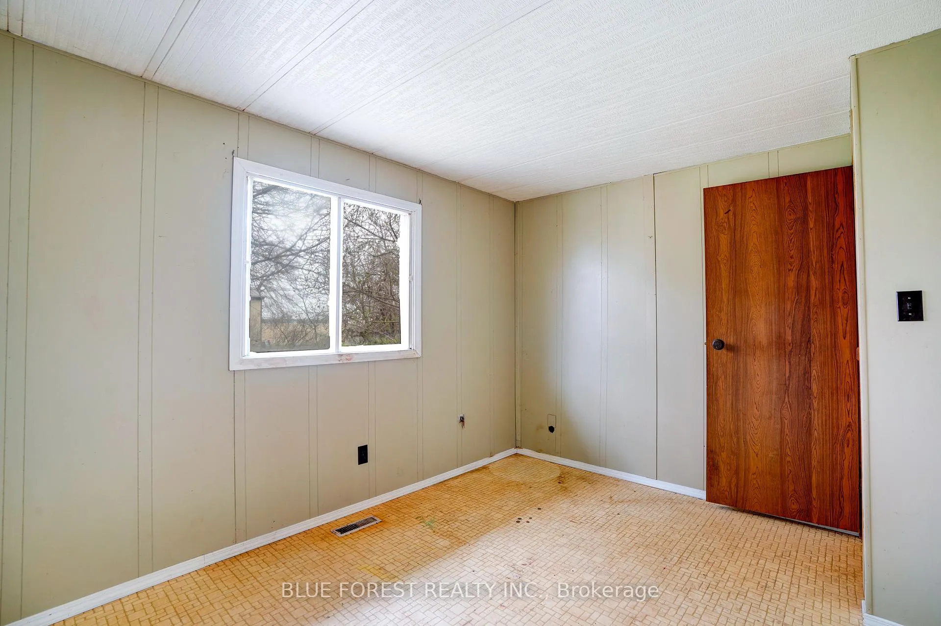Photo 26 of 21698 Johnston Line, West Elgin, Rural West Elgin — HOMEH