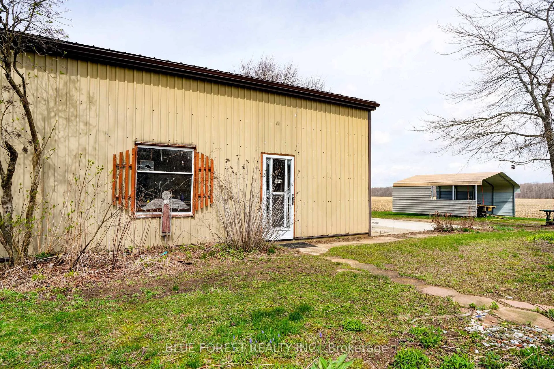 Photo 40 of 21698 Johnston Line, West Elgin, Rural West Elgin — HOMEH