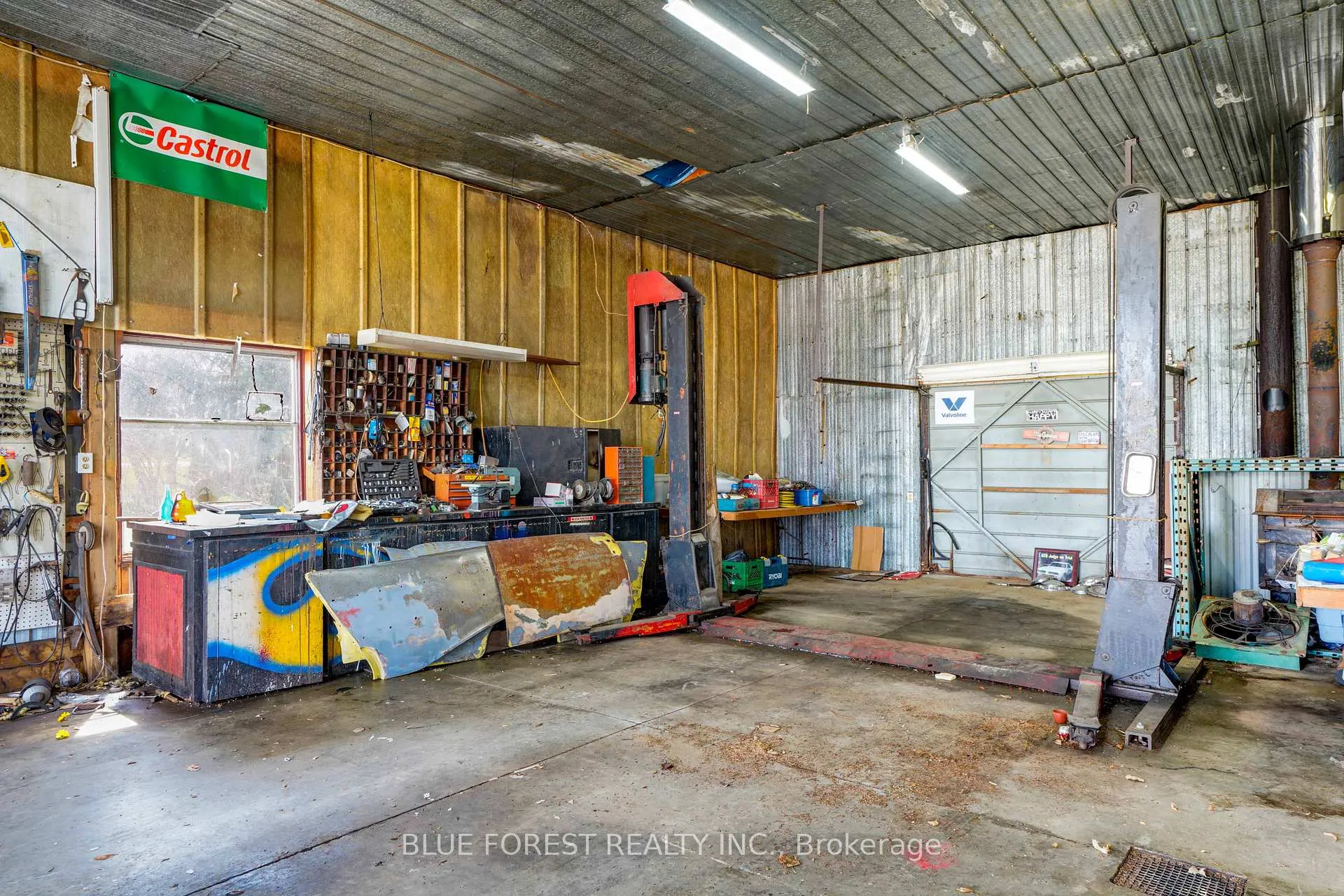 Photo 43 of 21698 Johnston Line, West Elgin, Rural West Elgin — HOMEH