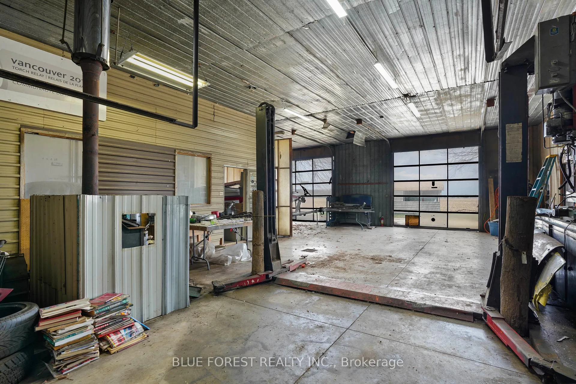 Photo 44 of 21698 Johnston Line, West Elgin, Rural West Elgin — HOMEH