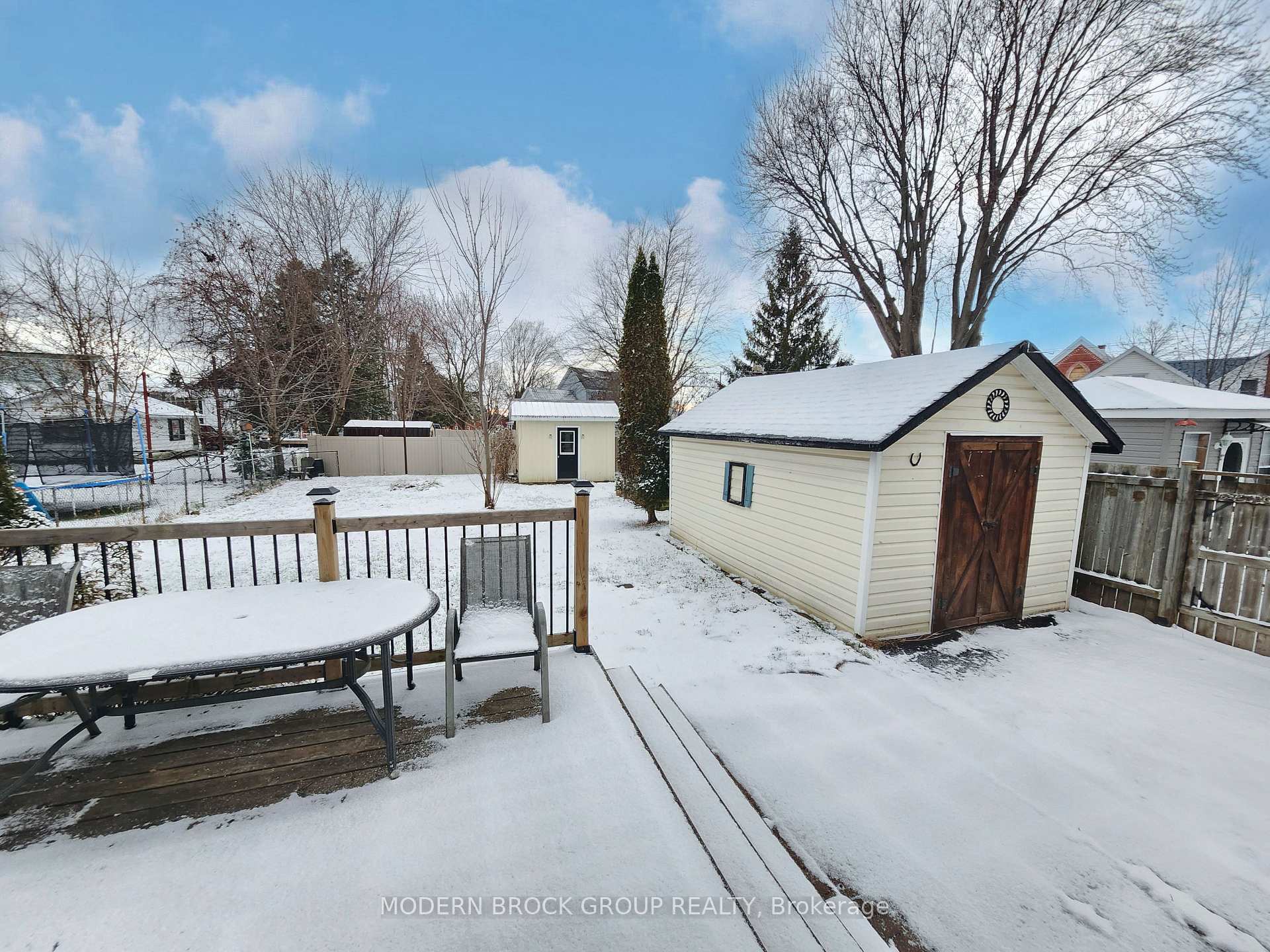 Photo 2 of 514 Middle Street W, Edwardsburgh/Cardinal, Town of Cardinal — HOMEH