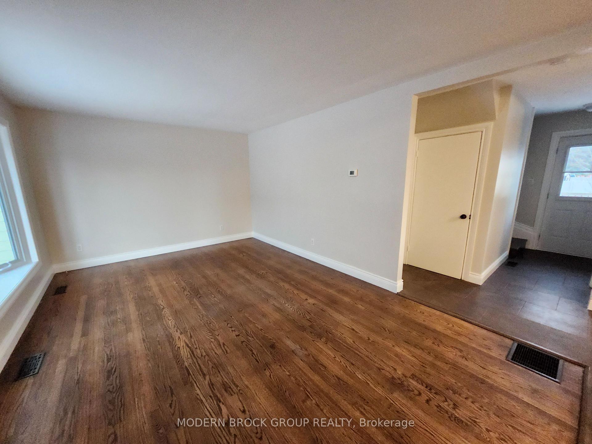 Photo 12 of 514 Middle Street W, Edwardsburgh/Cardinal, Town of Cardinal — HOMEH