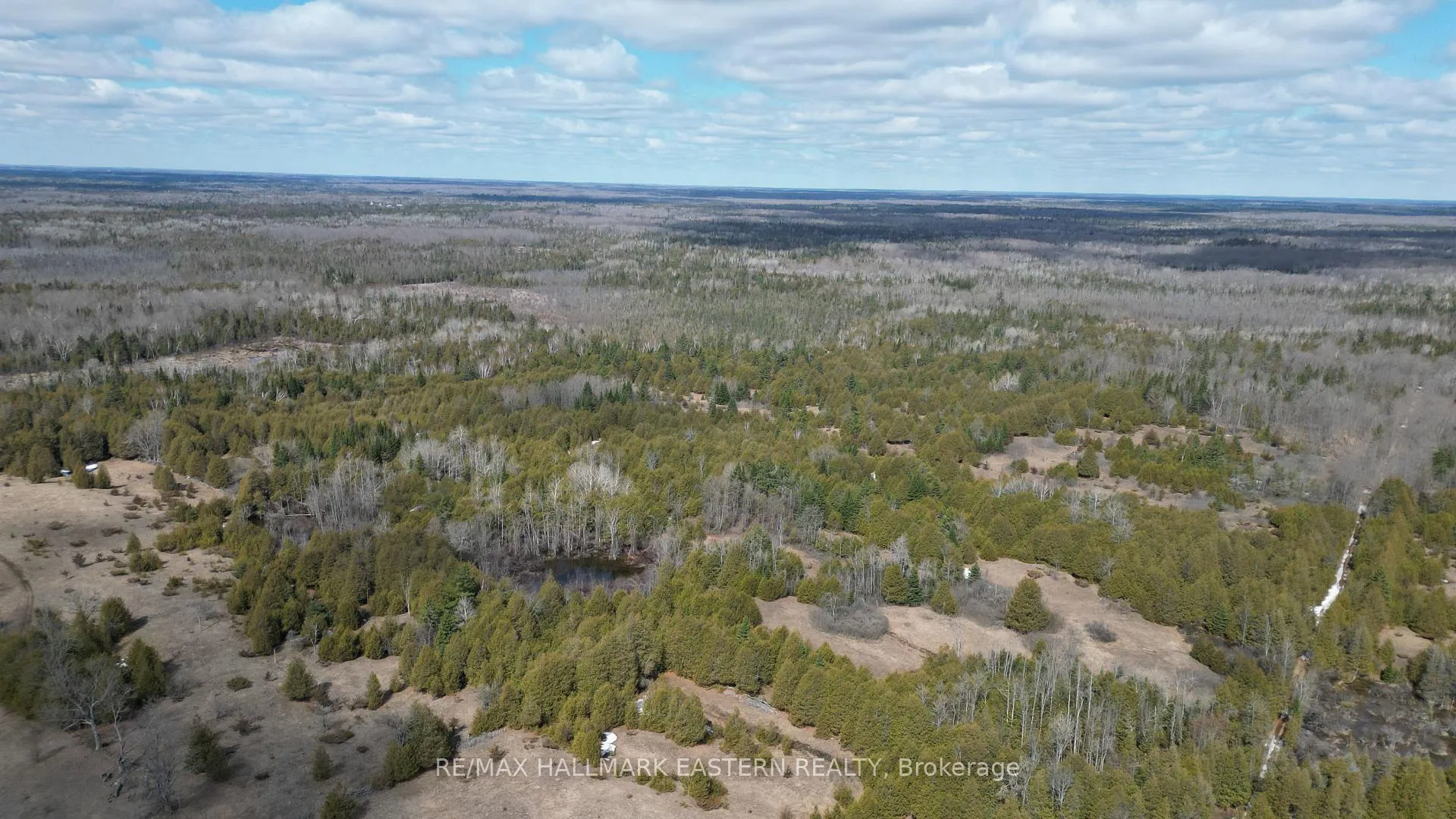 Photo 5 of 509 12th Line Dummer Road, Douro-Dummer — HOMEH