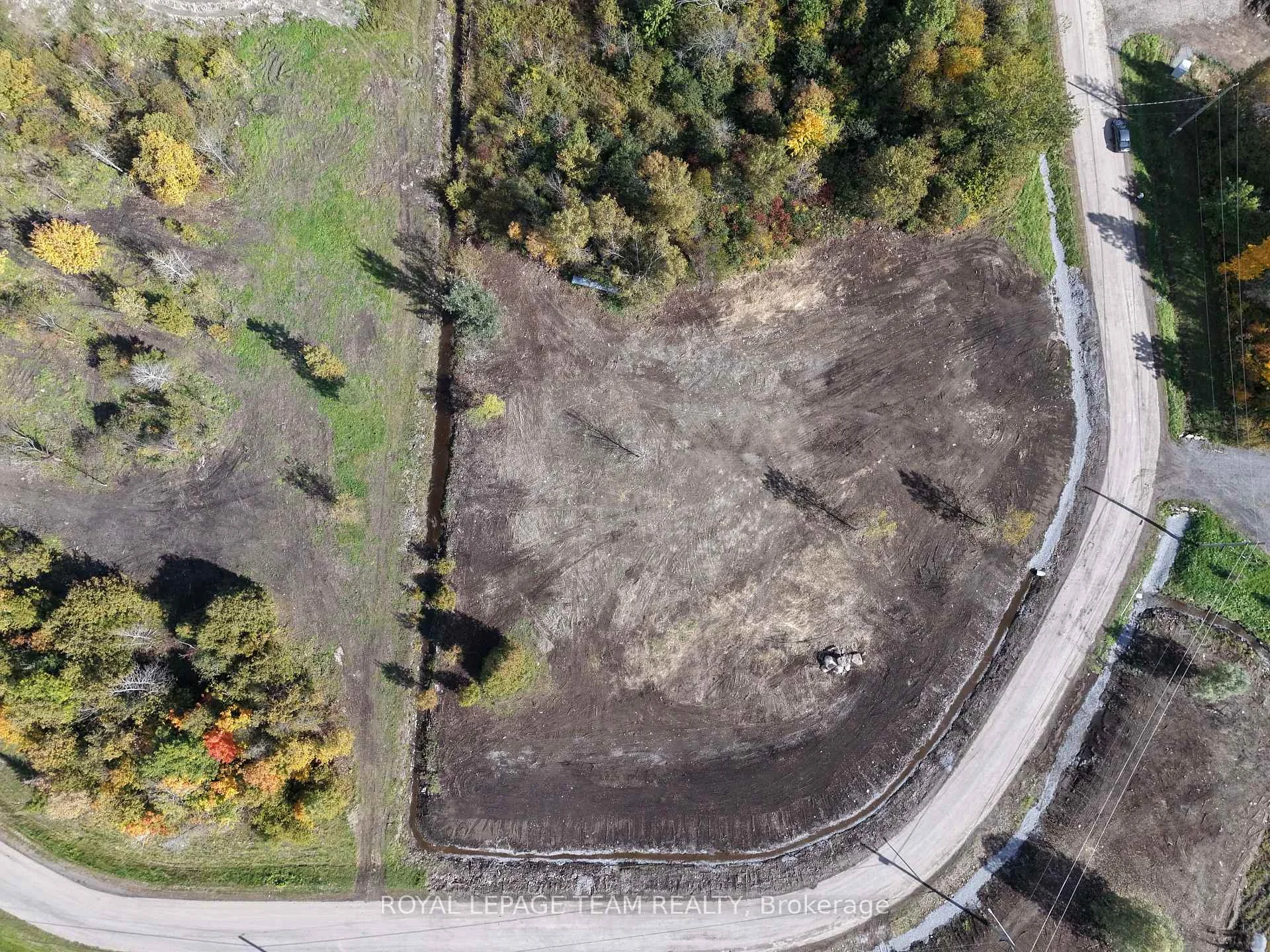 Photo 4 of 8050 Adam Baker Way, Ottawa, Osgoode Twp North of Reg Rd 6 — HOMEH