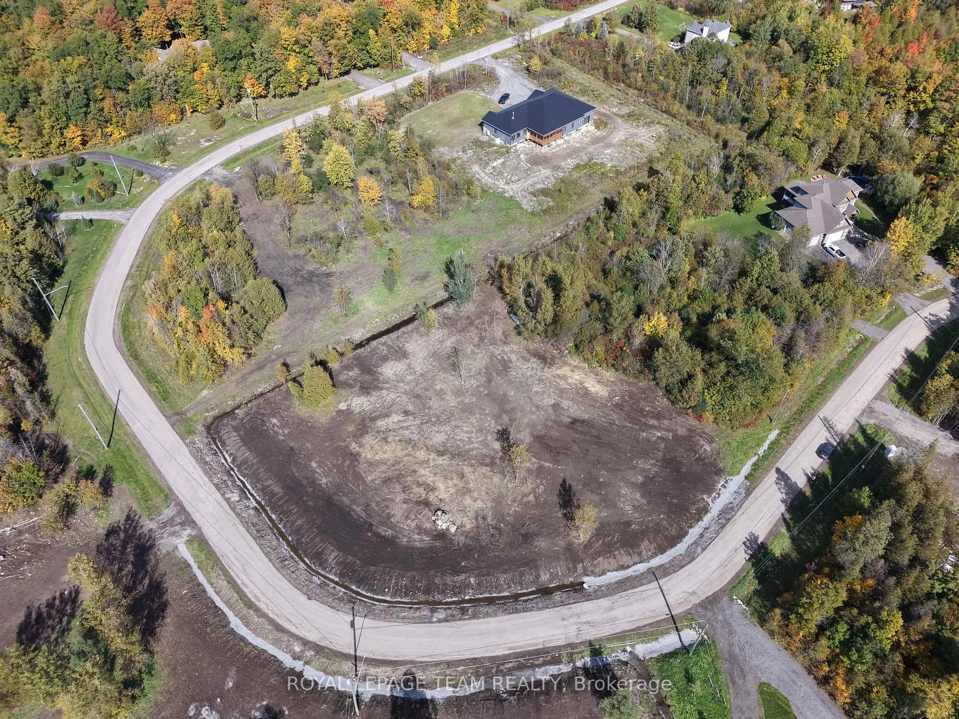 Photo 10 of 8050 Adam Baker Way, Ottawa, Osgoode Twp North of Reg Rd 6 — HOMEH