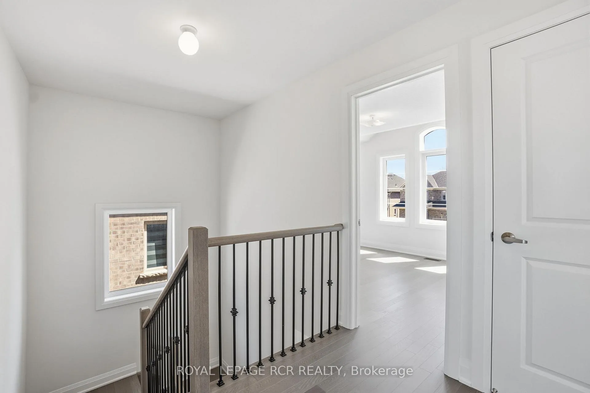 Photo 19 of 1350 Davis Loop, Innisfil, Lefroy — HOMEH
