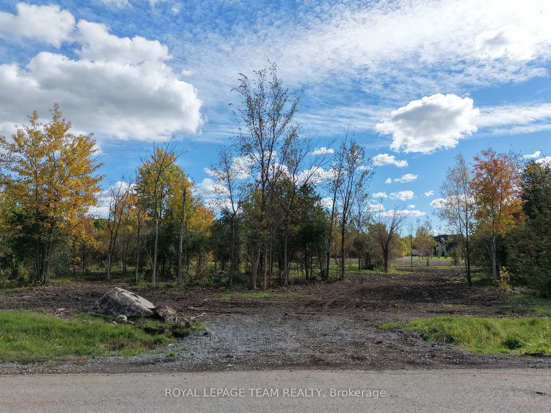 Photo 5 of 8074 Adam Baker Way, Ottawa, Osgoode Twp North of Reg Rd 6 — HOMEH