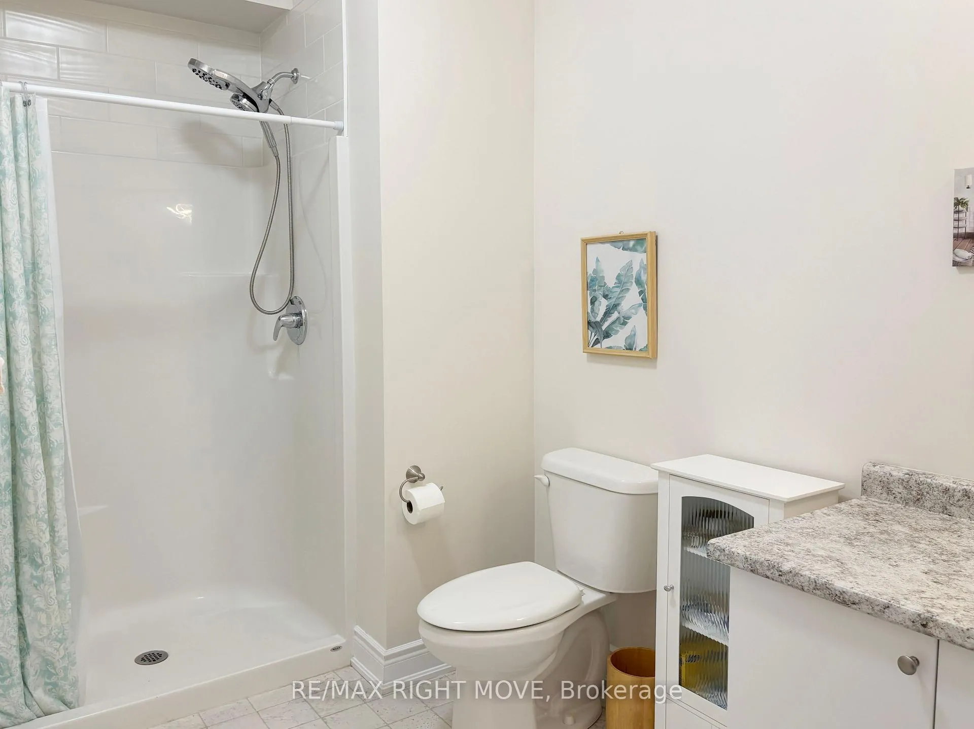 Photo 13 of 179 Lucy Lane, Orillia — HOMEH