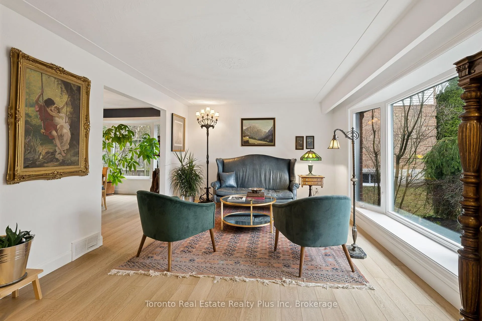 Photo 9 of 450 Winchester Drive, Waterloo — HOMEH