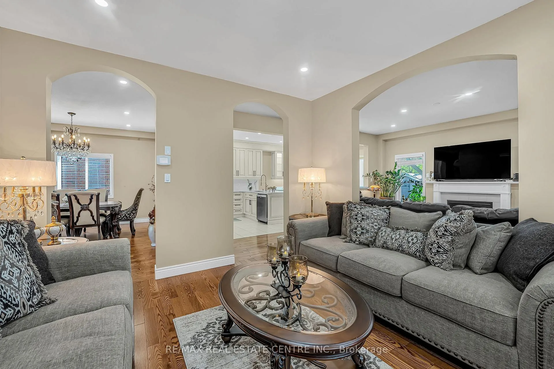 Photo 9 of 35 Pantano Drive, Hamilton, Sheldon — HOMEH